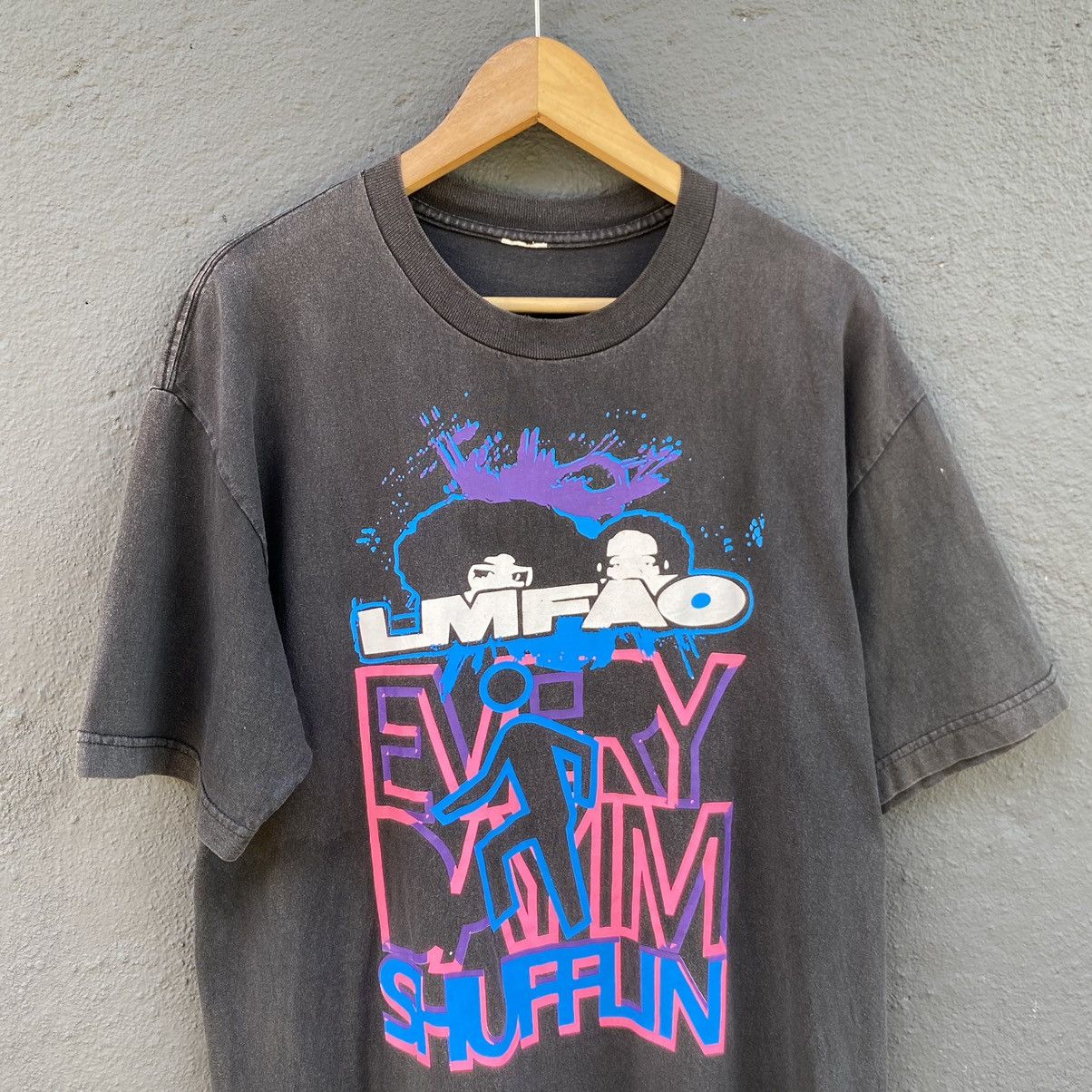 Band Tees Thrashed Faded Vintage Y2K LMFAO Electronic Duo ERD GRUNGE T Size US L / EU 52-54 / 3 - 2 Thumbnail