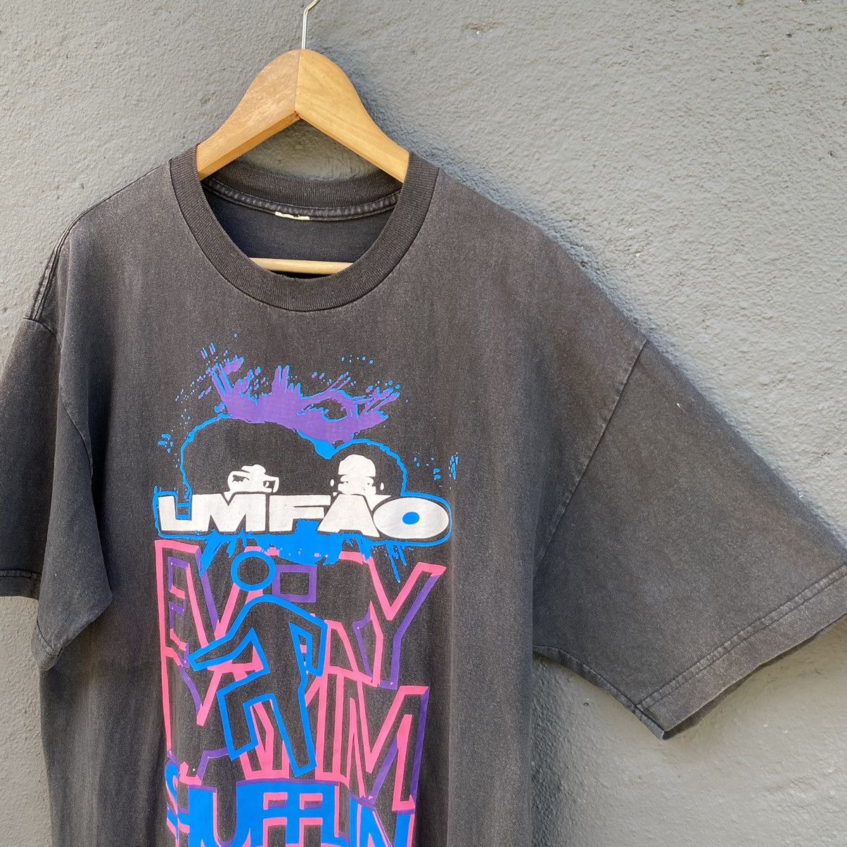 Band Tees Thrashed Faded Vintage Y2K LMFAO Electronic Duo ERD GRUNGE T Size US L / EU 52-54 / 3 - 3 Thumbnail