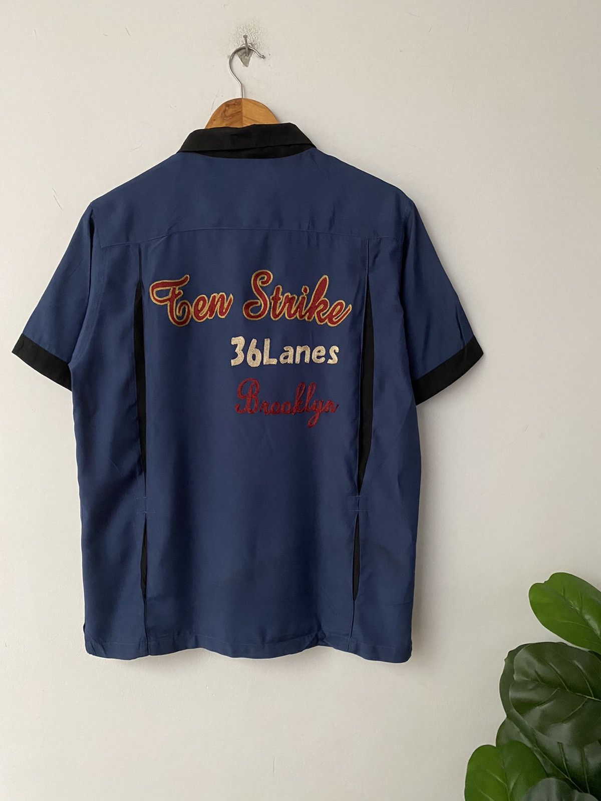Sports Specialties 💥delete💥Vintage"ten strike 36 lanes" Rare Bowling Shirt Size US L / EU 52-54 / 3 - 1 Thumbnail