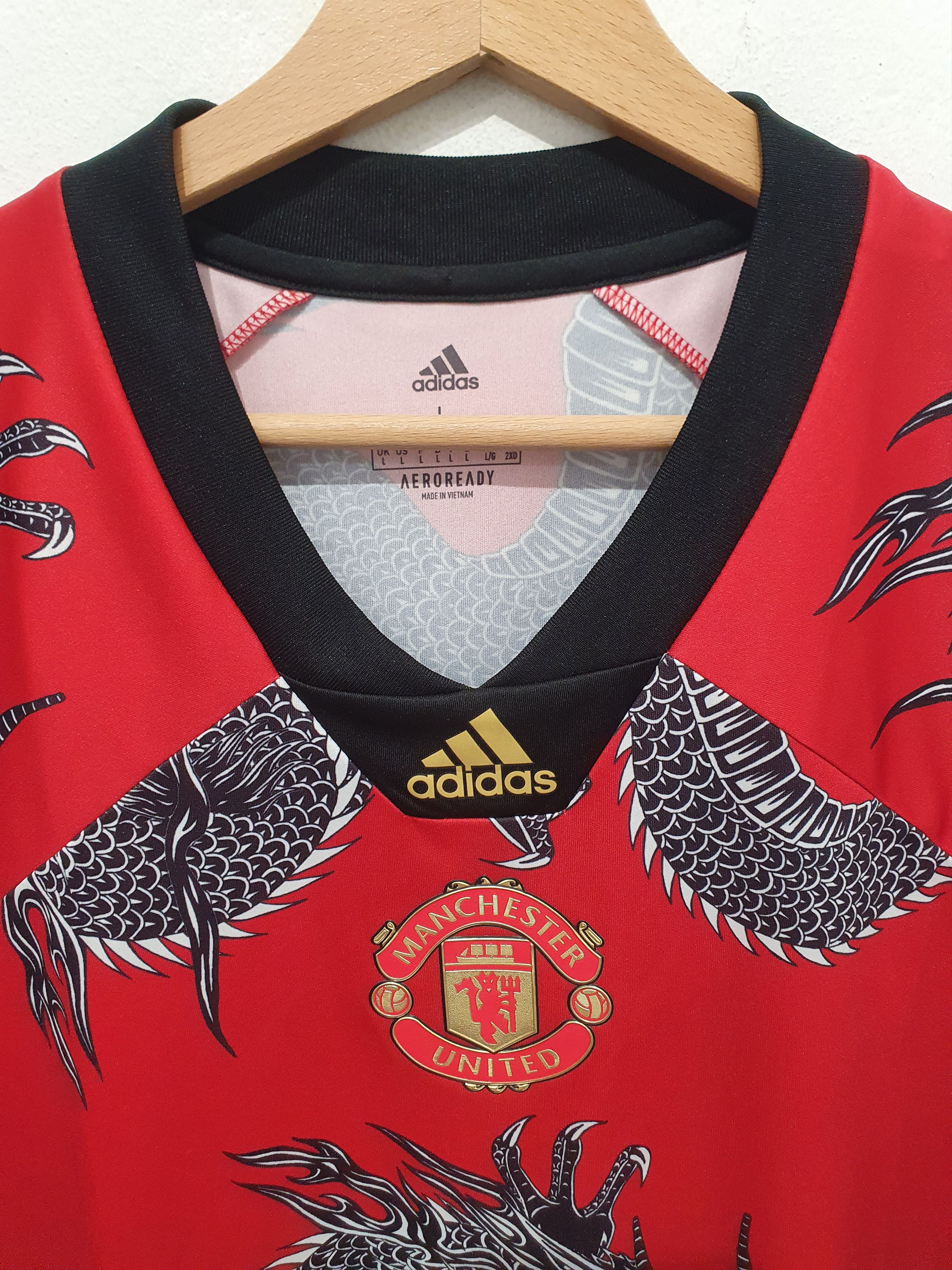 ADIDAS MANCHESTER UNITED CNY SIZE L 2019 2020 SHIRT jersey