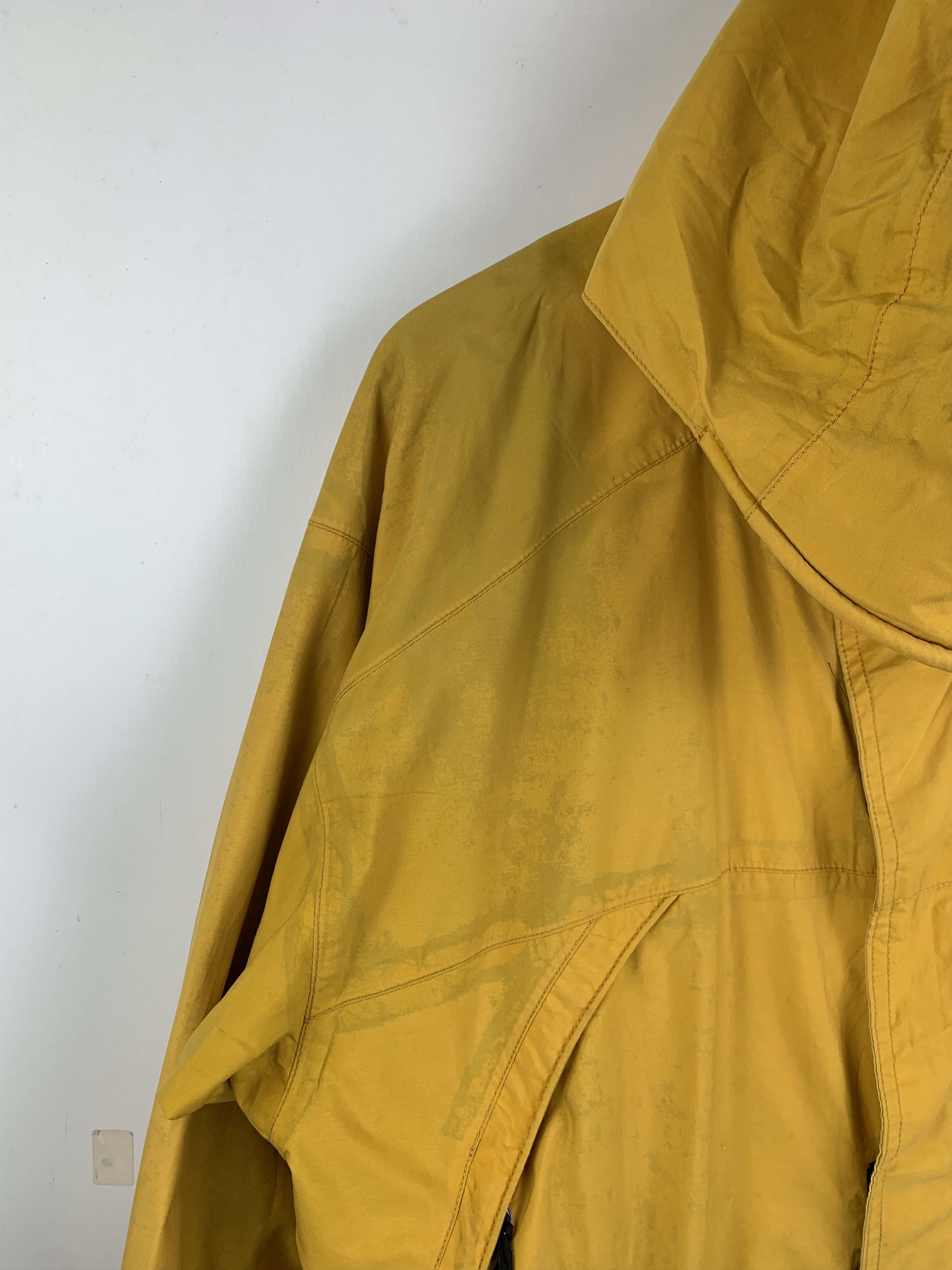 Nike ACG Vintage Nike ACG Yellow 3-Layer Shell Jacket Size US XL / EU 56 / 4 - 6 Thumbnail