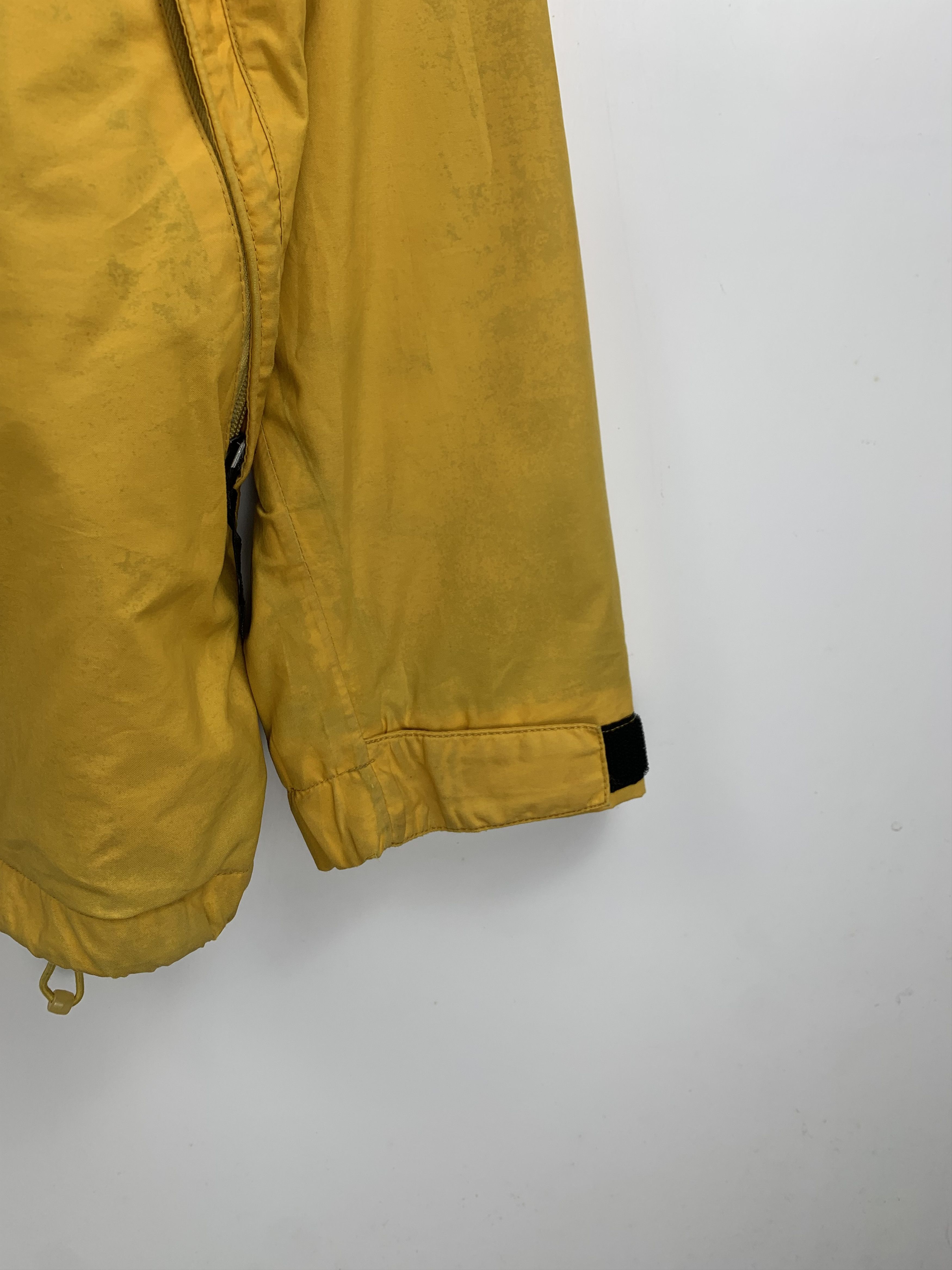 Nike ACG Vintage Nike ACG Yellow 3-Layer Shell Jacket Size US XL / EU 56 / 4 - 8 Thumbnail