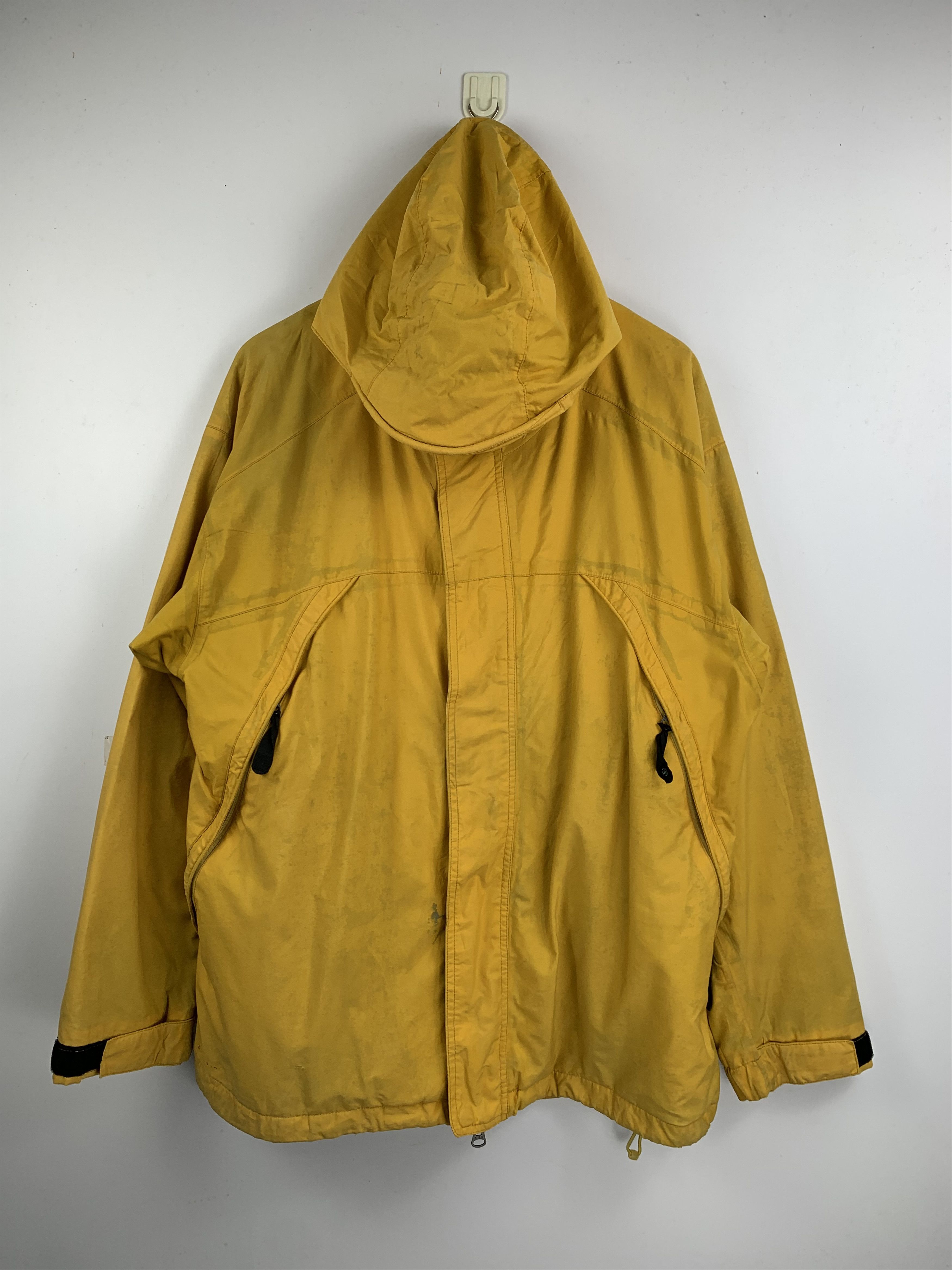 Nike ACG Vintage Nike ACG Yellow 3-Layer Shell Jacket Size US XL / EU 56 / 4 - 1 Thumbnail