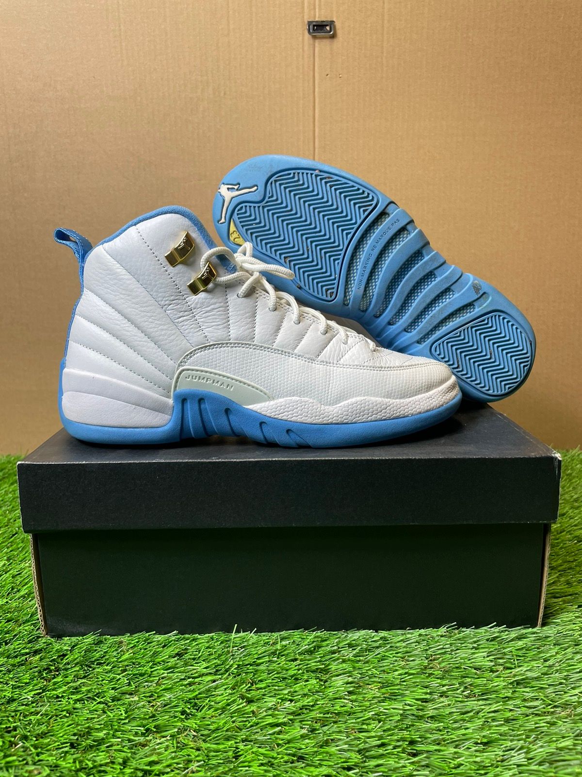 Pre-owned Jordan Brand 12 University Blue Size 7 Used Shoes In White