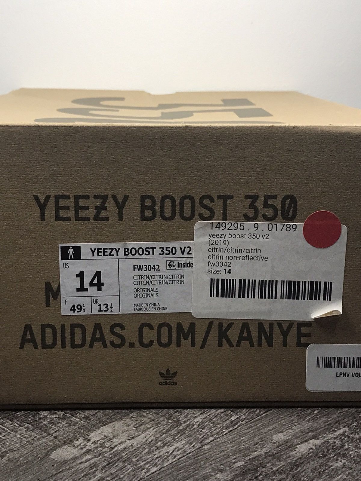 Adidas × Kanye West Adidas Yeezy Boost 350 V2 Citrin Non Reflective Size US 14 / EU 47 - 7 Thumbnail
