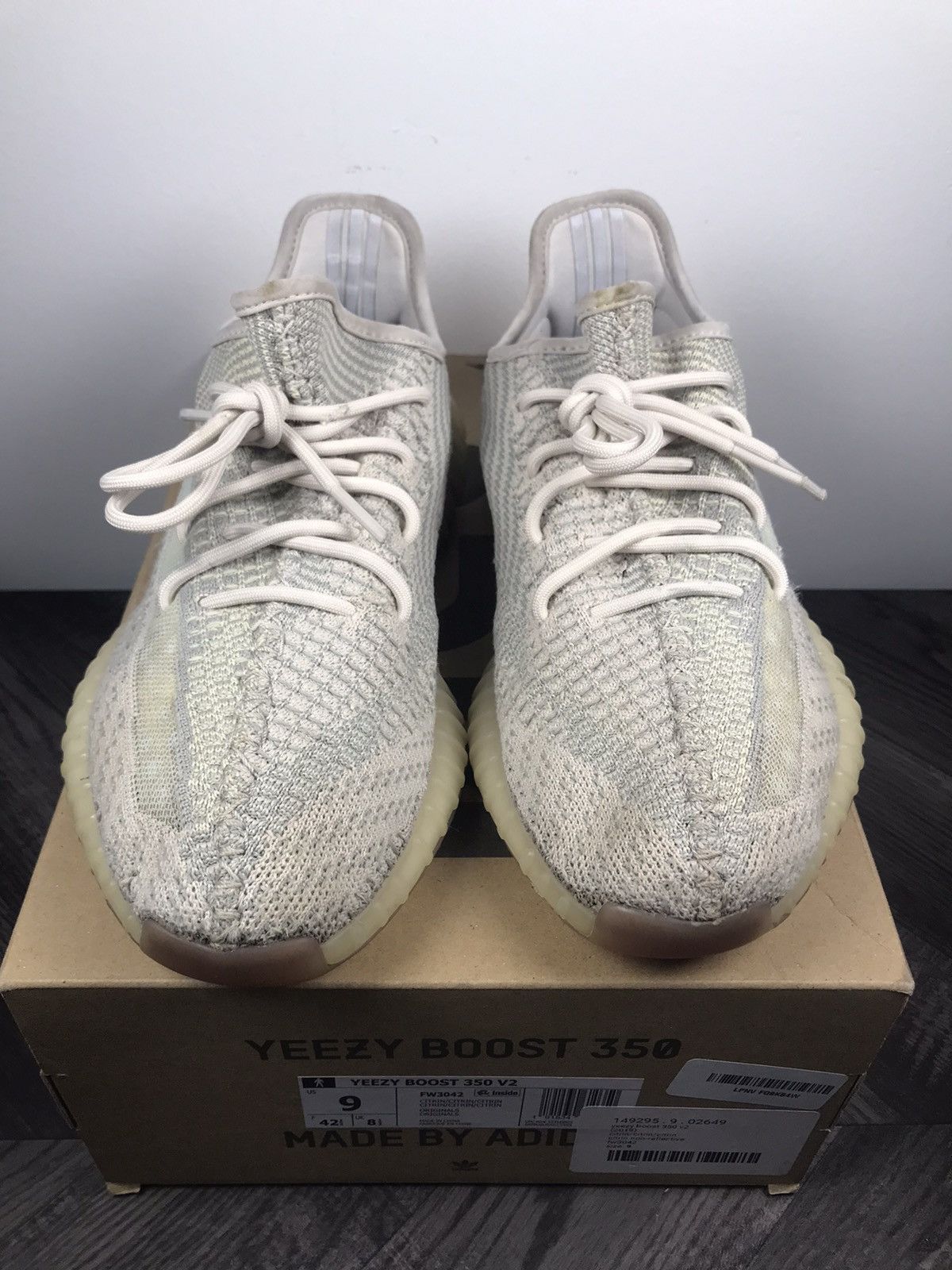 Adidas × Kanye West Adidas Yeezy Boost 350 V2 Citrin Non Reflective Size US 9 / EU 42 - 2 Thumbnail