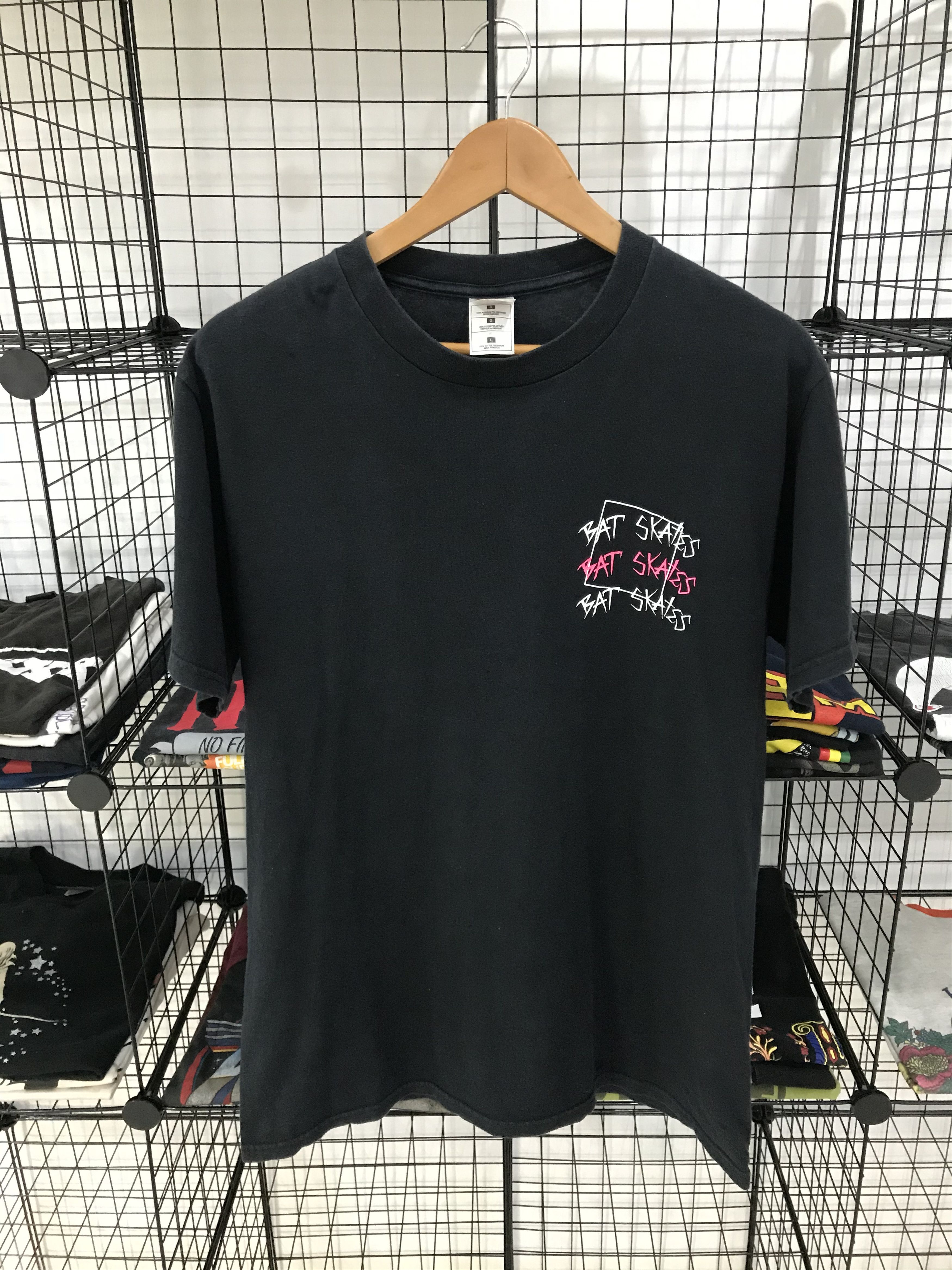 Japanese Brand × Welcome Skateboards Vintage Bat Skates Skateboards Size US L / EU 52-54 / 3 - 2 Thumbnail
