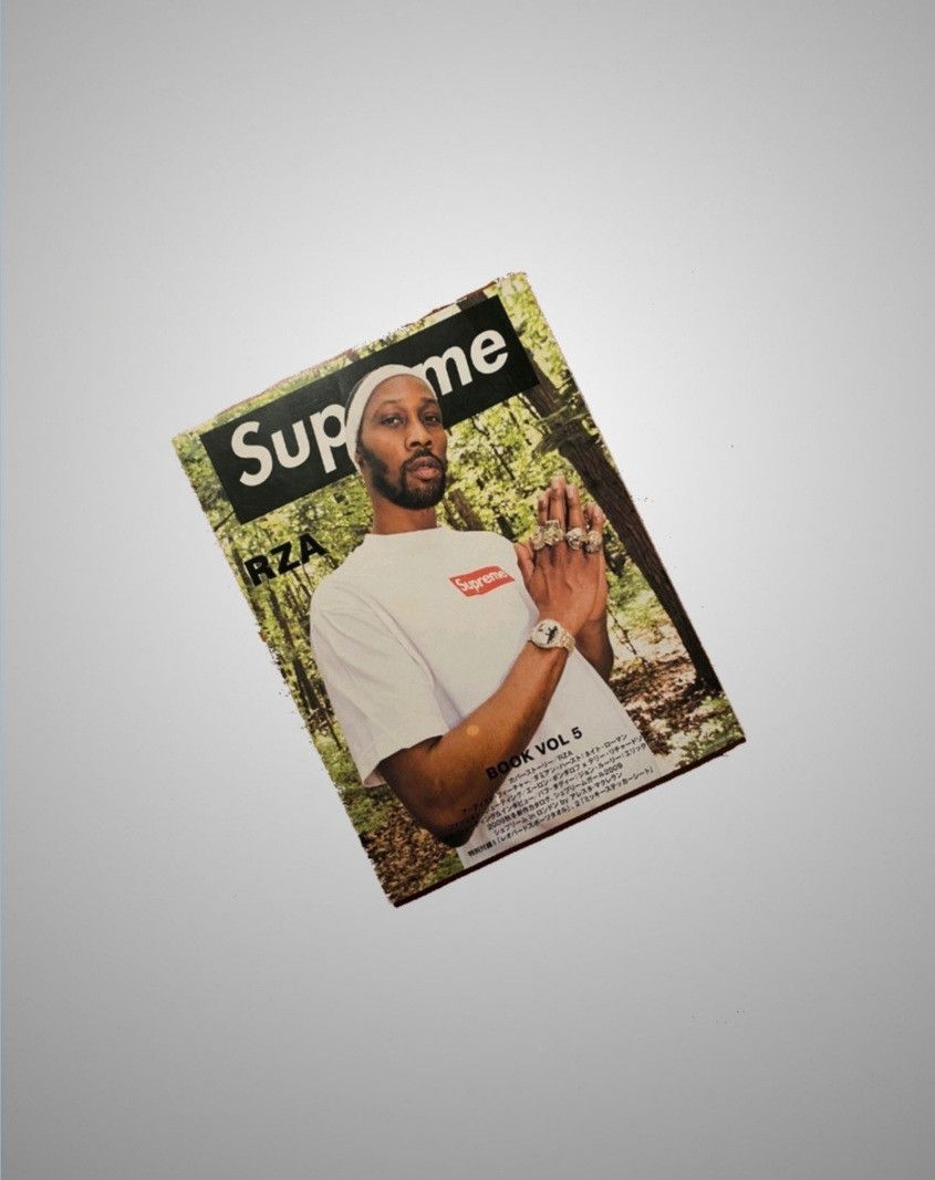 Supreme Supreme Magazine Volume 5 RZA Disney Size ONE SIZE - 1 Thumbnail