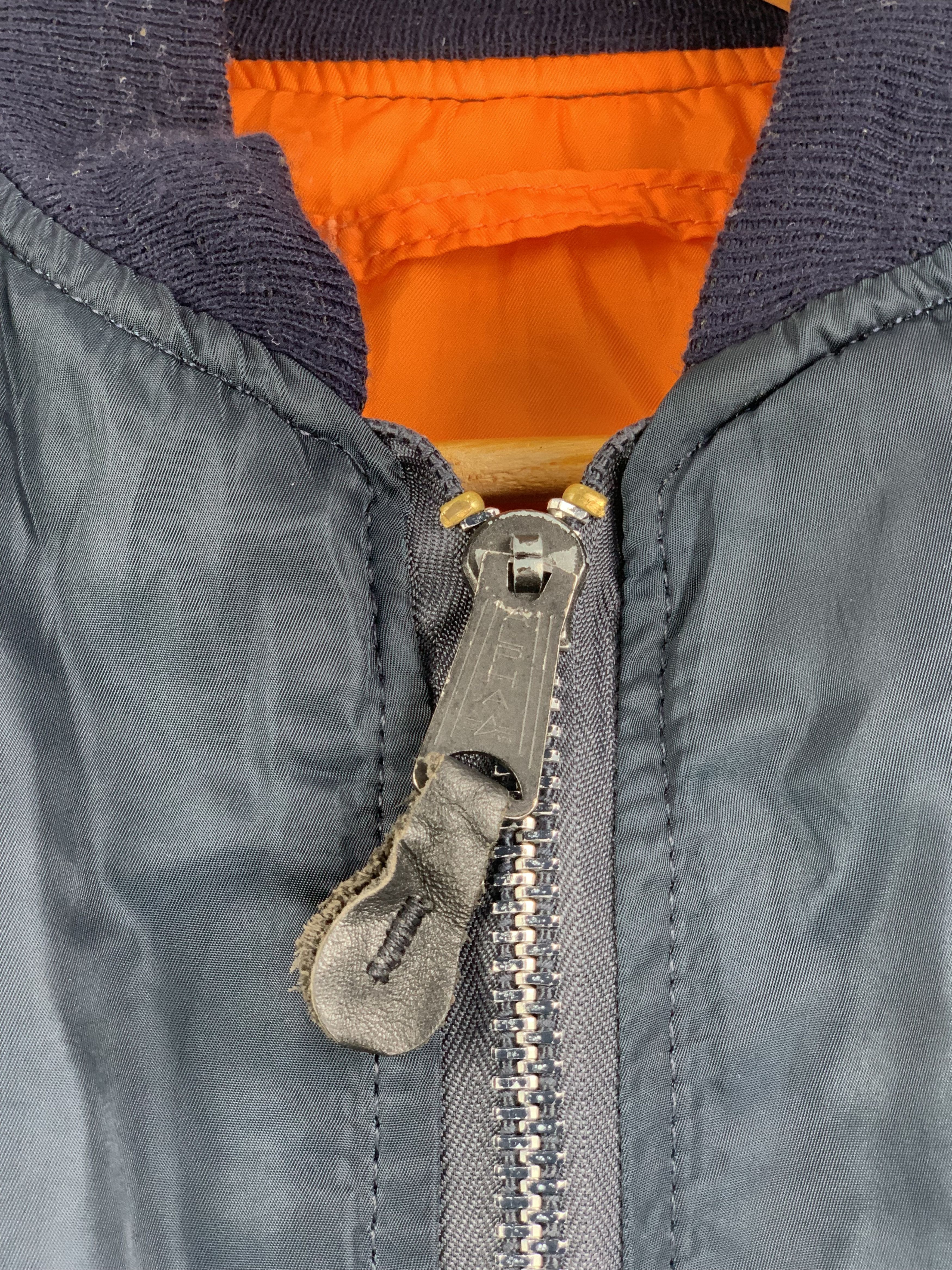 Alpha Industries Vintage ALPHA INDUSTRIES Reversible Bomber Jacket Size US M / EU 48-50 / 2 - 8 Thumbnail