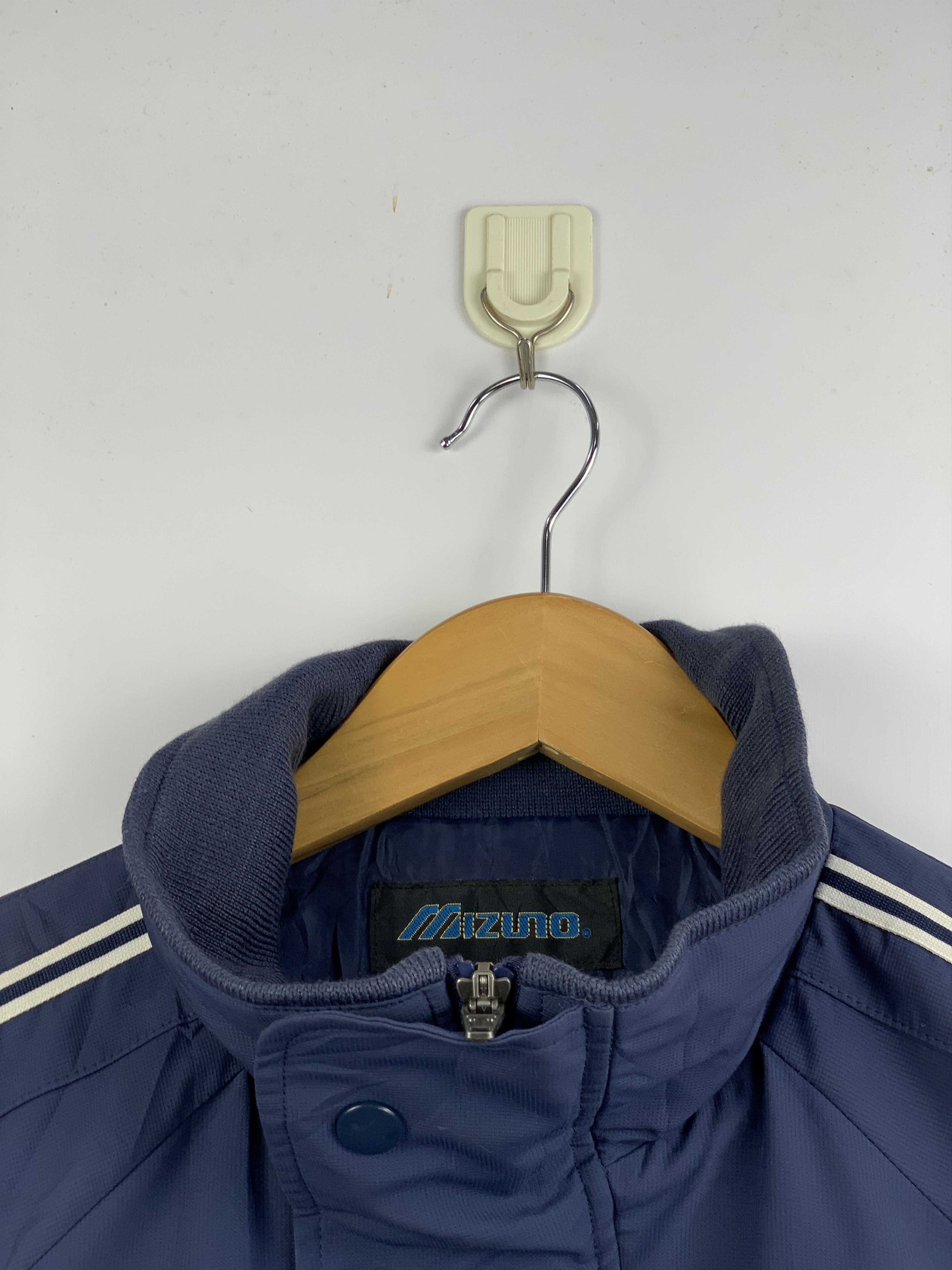 Mizuno Vintage Mizuno Minami Zip Up Sportwear Jacket Size US L / EU 52-54 / 3 - 2 Thumbnail