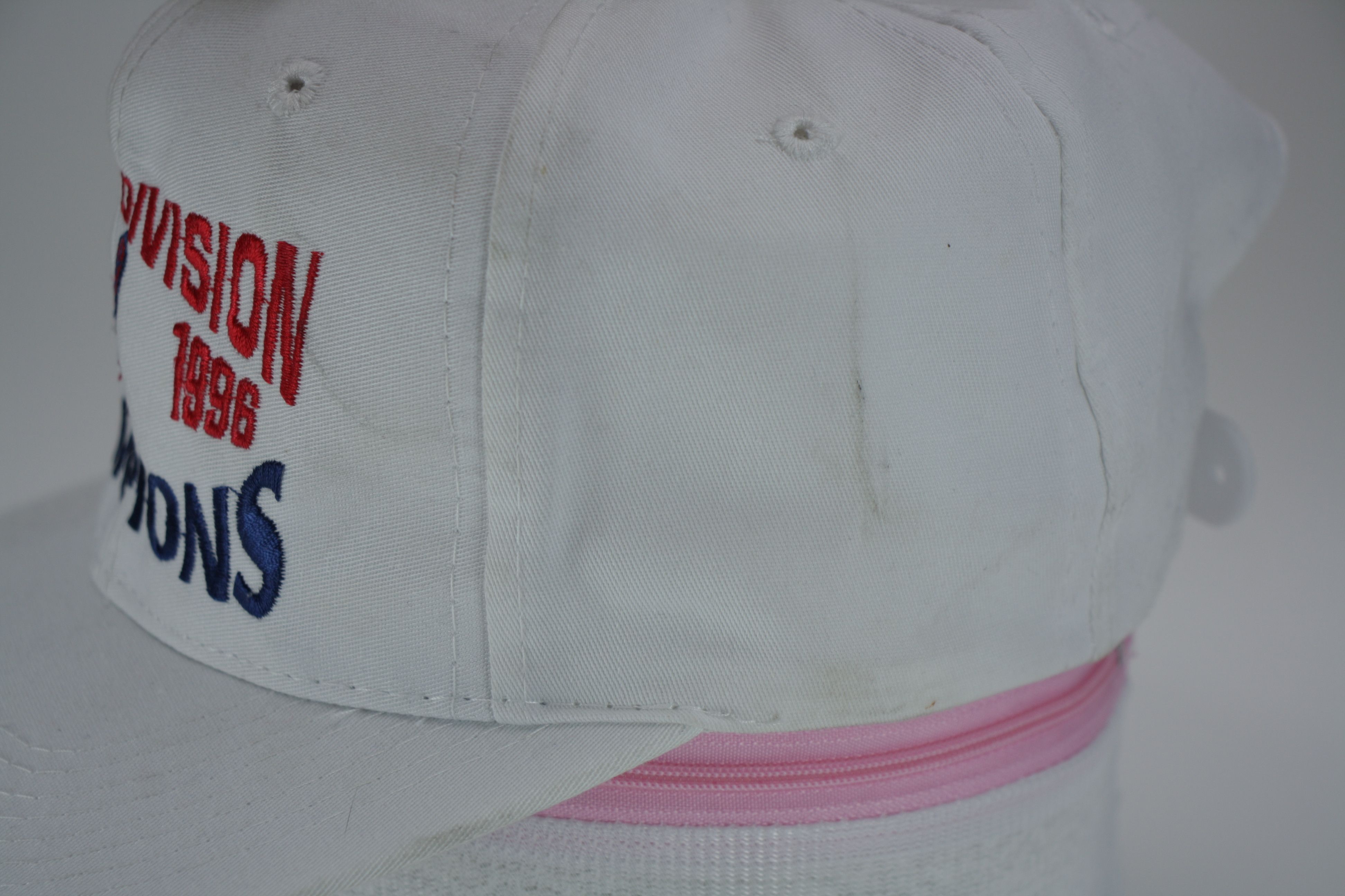 Logo 7 Cleveland Indians 1996 A.L. Central Division Champions Cap Size ONE SIZE - 6 Thumbnail
