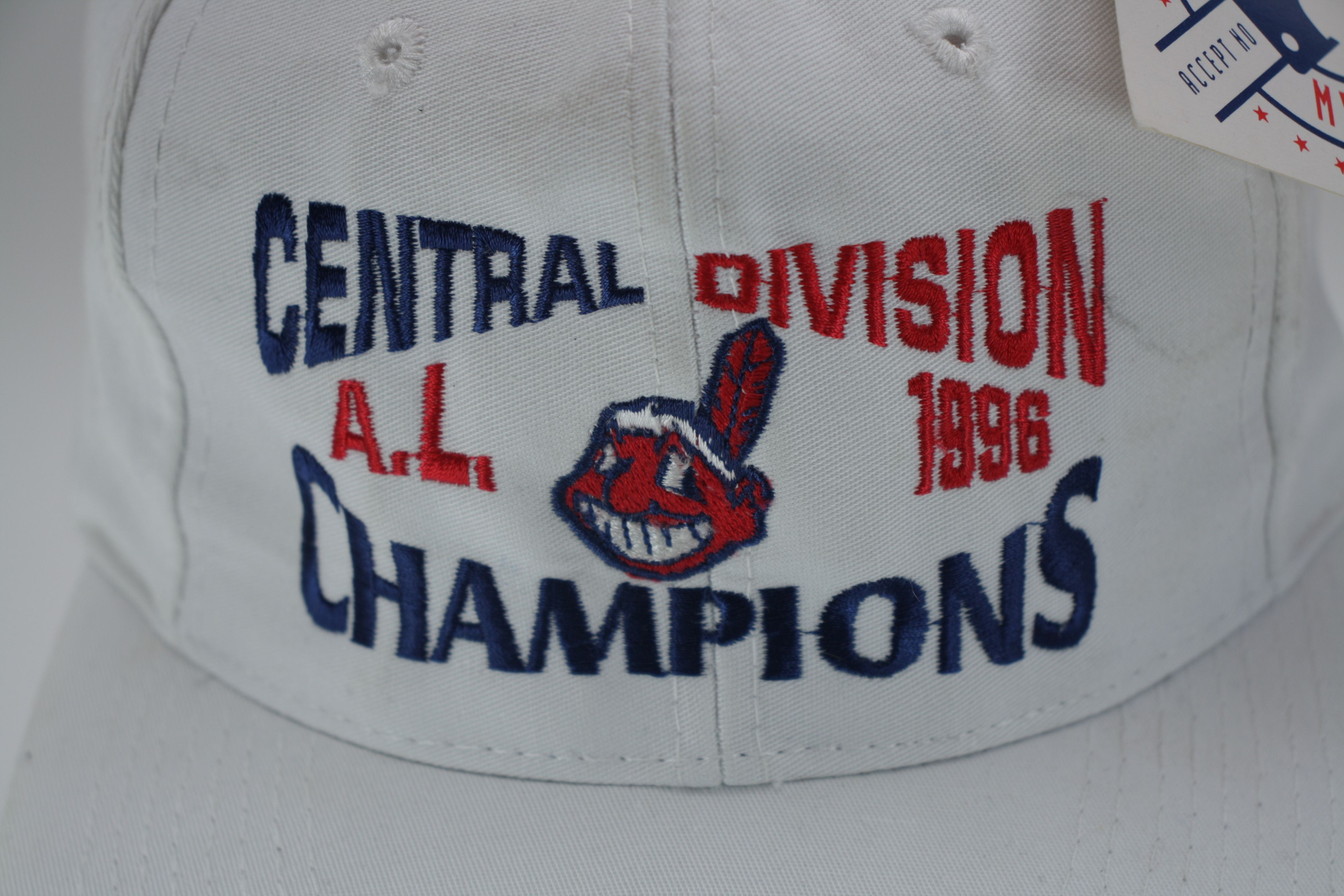 Logo 7 Cleveland Indians 1996 A.L. Central Division Champions Cap Size ONE SIZE - 3 Thumbnail