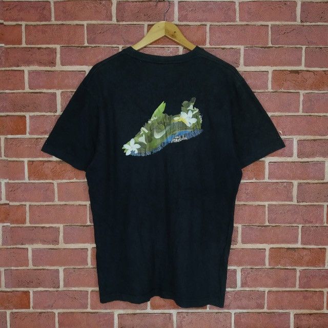 Vintage Nike Team Honolulu Marathon 2008 Backprint Shirt