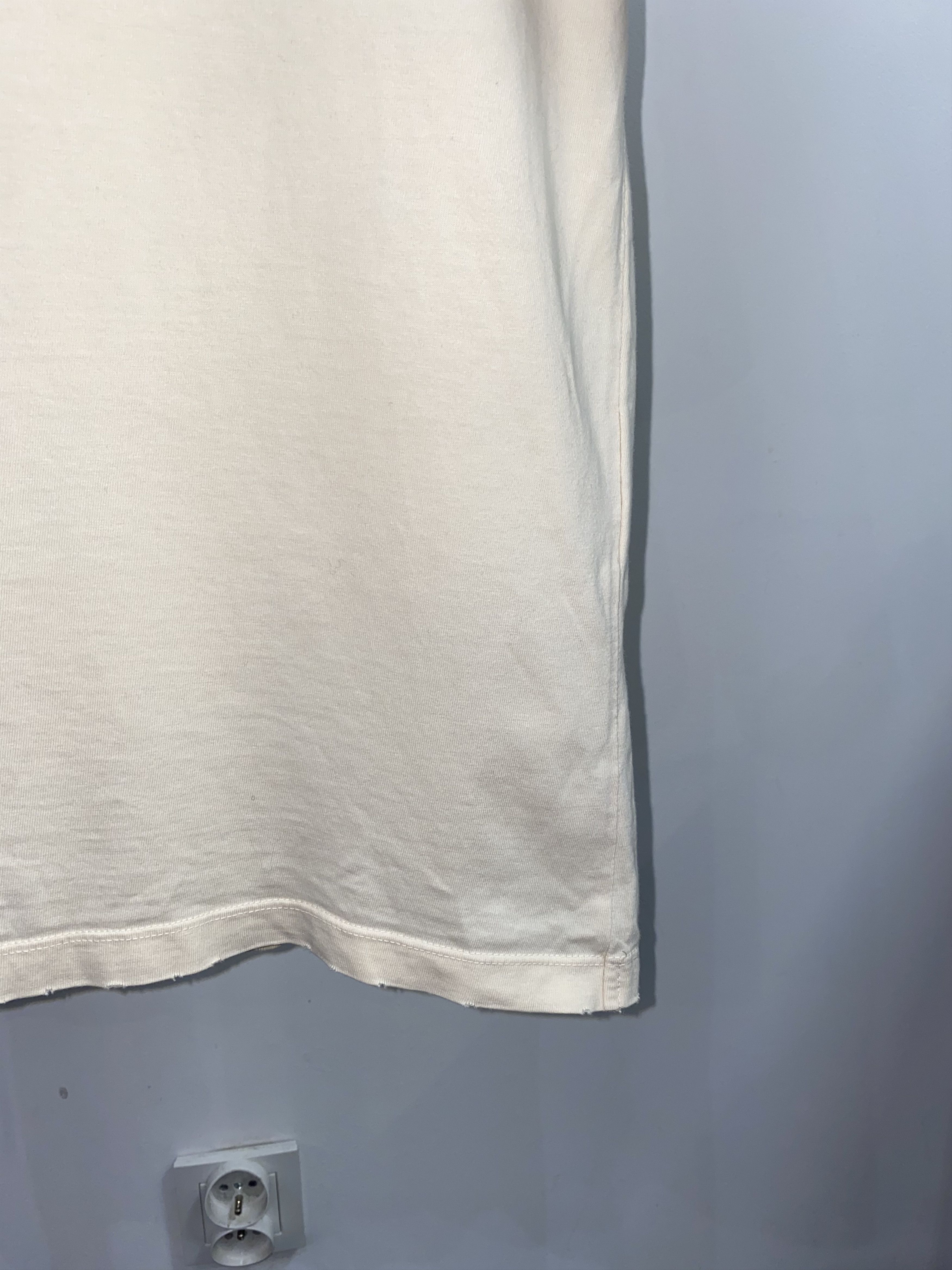 Prada Vintage Prada Skull Embroidered Red Tab Logo Cream T-Shirt Size US L / EU 52-54 / 3 - 3 Thumbnail