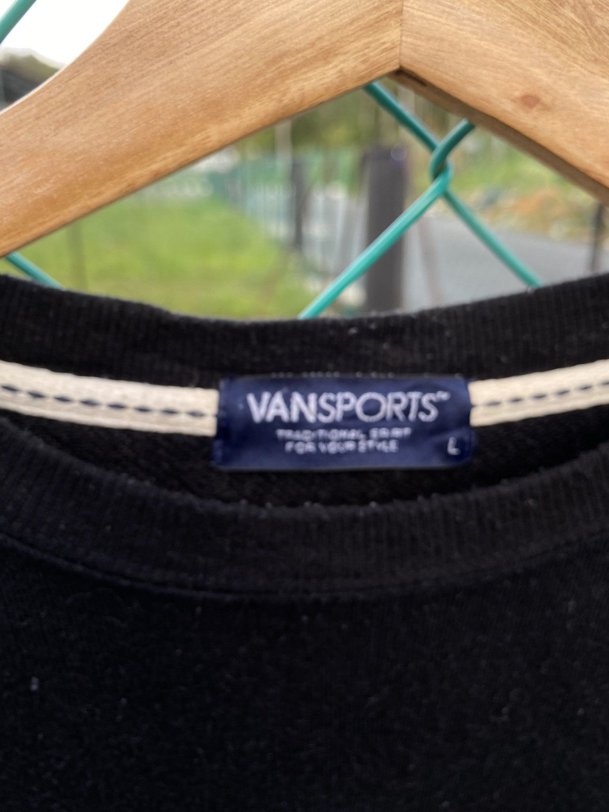 Japanese Brand × Van ⚡️Rare⚡️ Vintage VANSPORTS Spellout Crewneck Size US L / EU 52-54 / 3 - 7 Thumbnail
