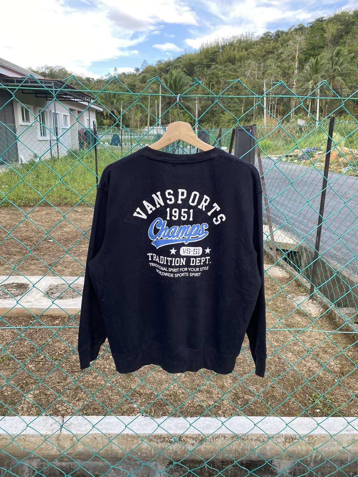 Japanese Brand × Van ⚡️Rare⚡️ Vintage VANSPORTS Spellout Crewneck Size US L / EU 52-54 / 3 - 2 Thumbnail