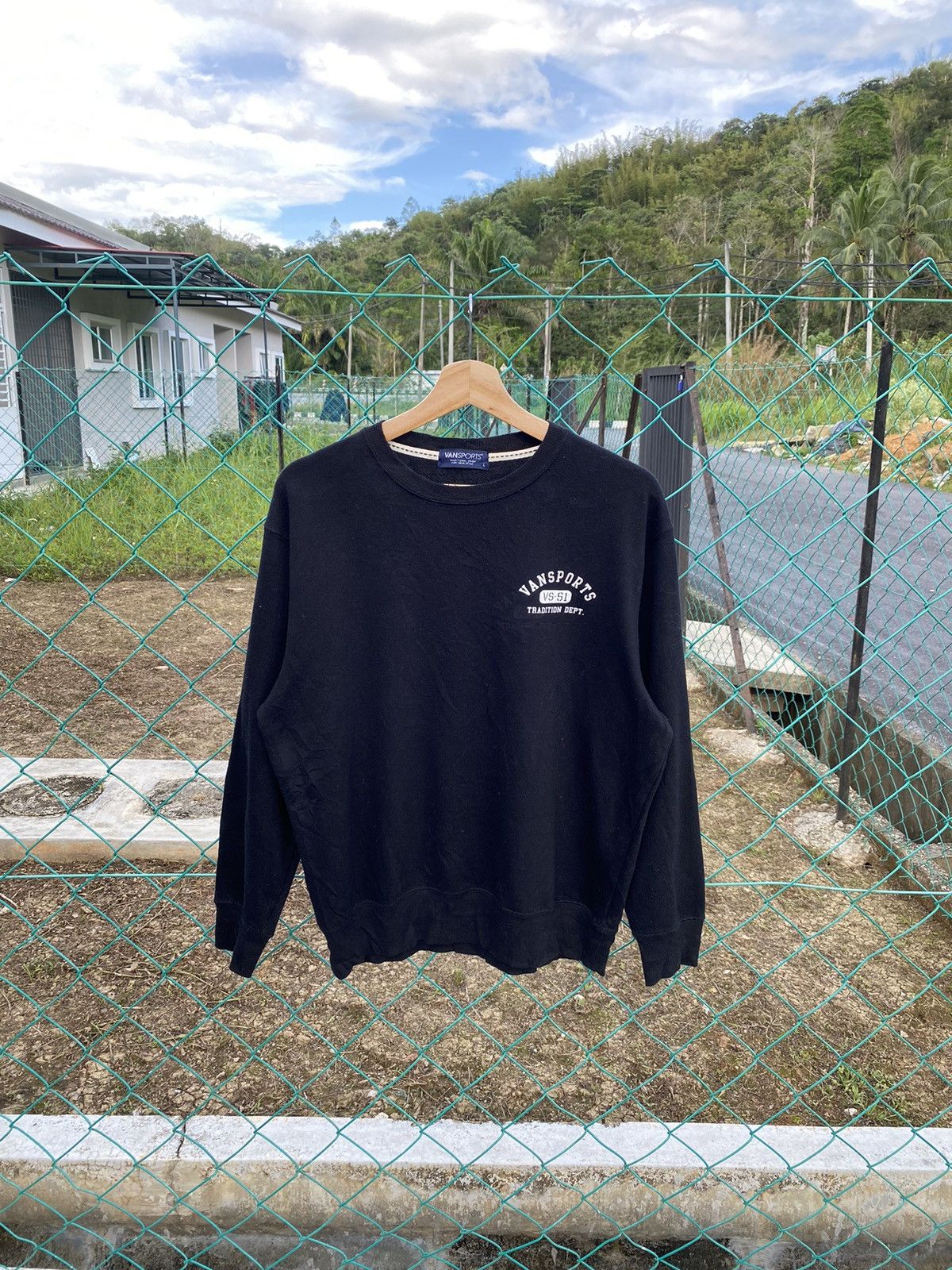 Japanese Brand × Van ⚡️Rare⚡️ Vintage VANSPORTS Spellout Crewneck Size US L / EU 52-54 / 3 - 3 Thumbnail