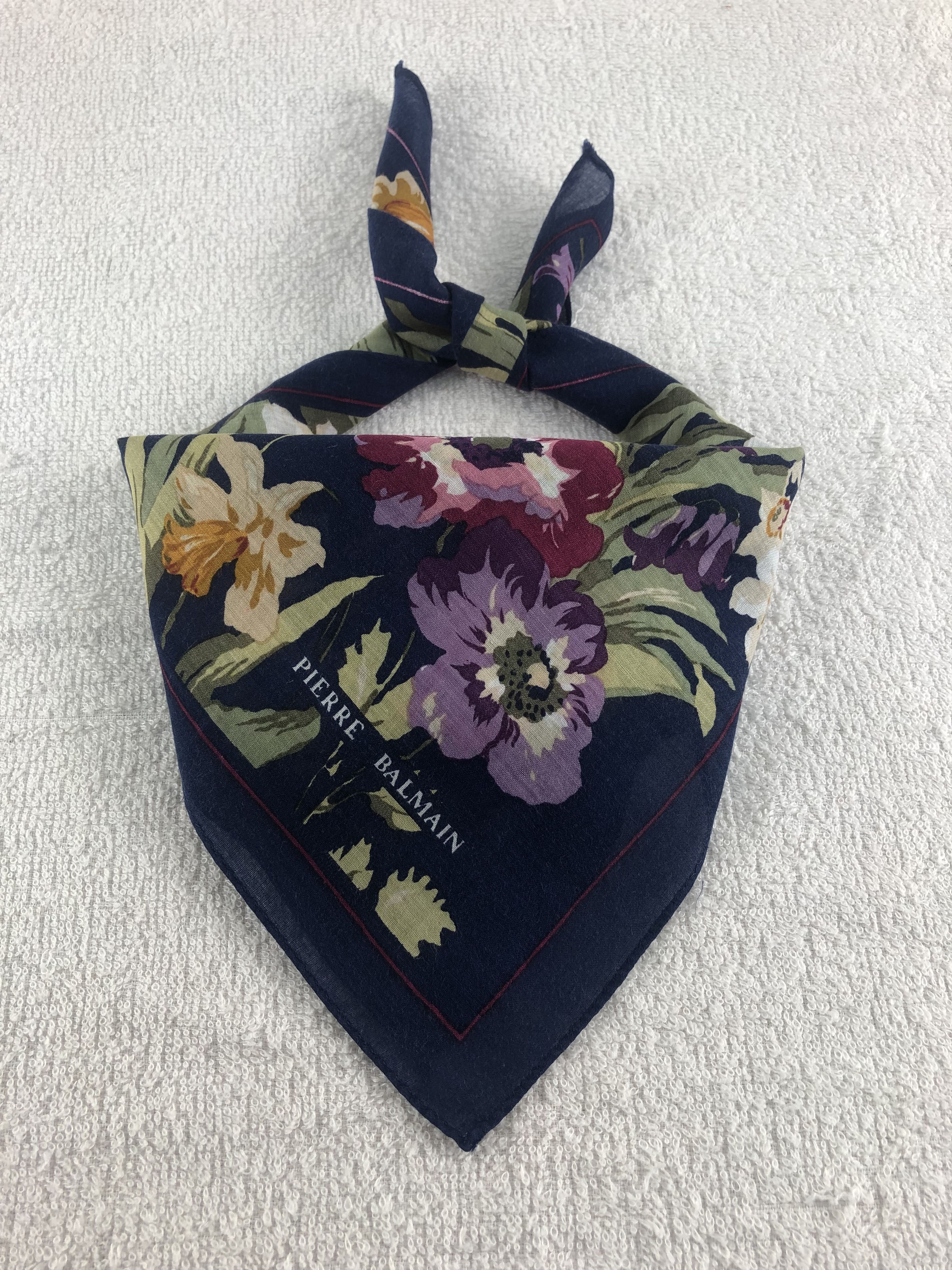 Pierre Balmain Pierre Balmain Handkerchief / Bandana / Neckerchief C038 Size ONE SIZE - 1 Thumbnail