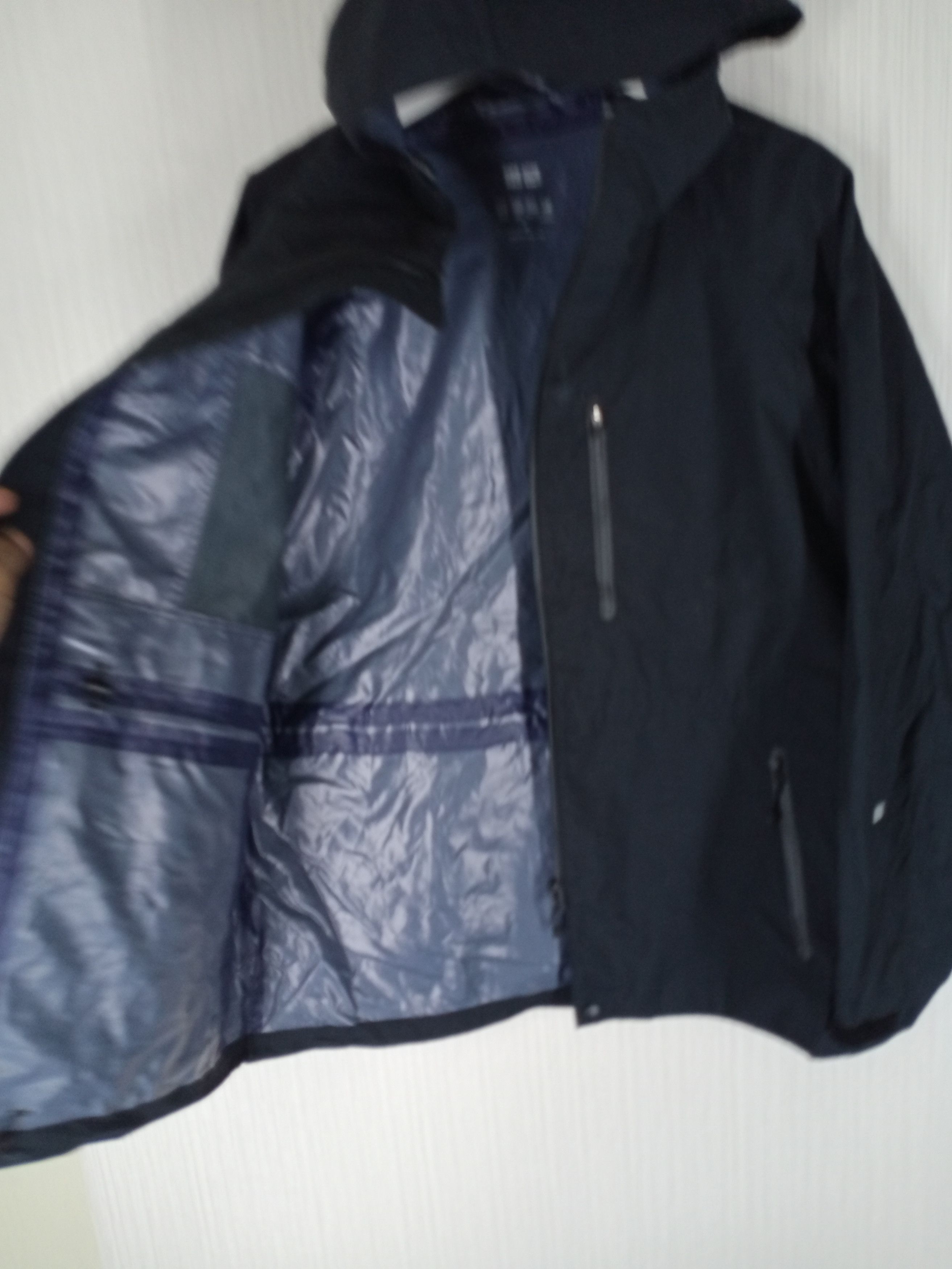 Uniqlo Waterproof Black Jacket Size US M / EU 48-50 / 2 - 8 Thumbnail