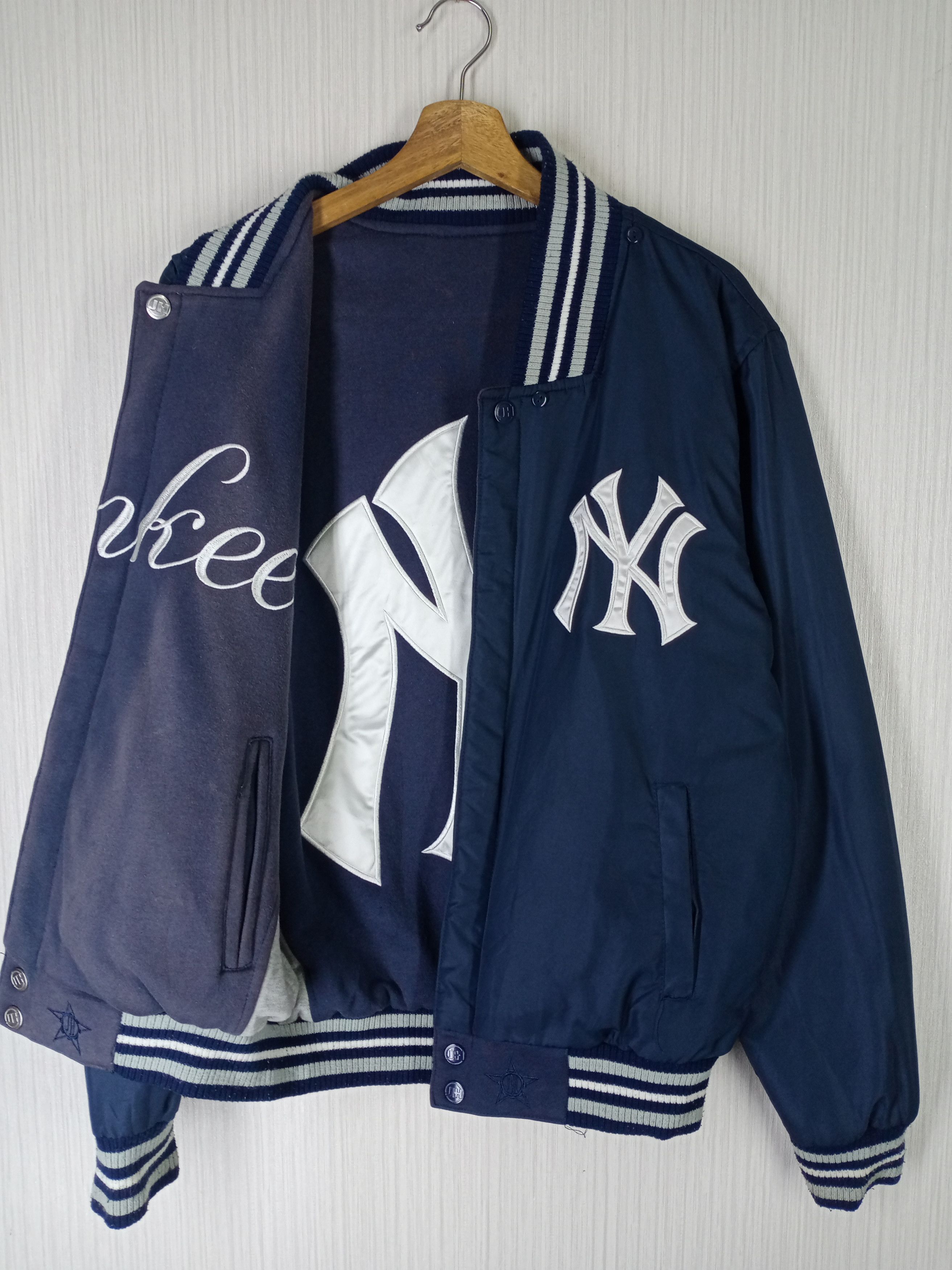 New York Yankees Vintage New York Yankees Varsity Jacket Reversible Size US M / EU 48-50 / 2 - 1 Thumbnail