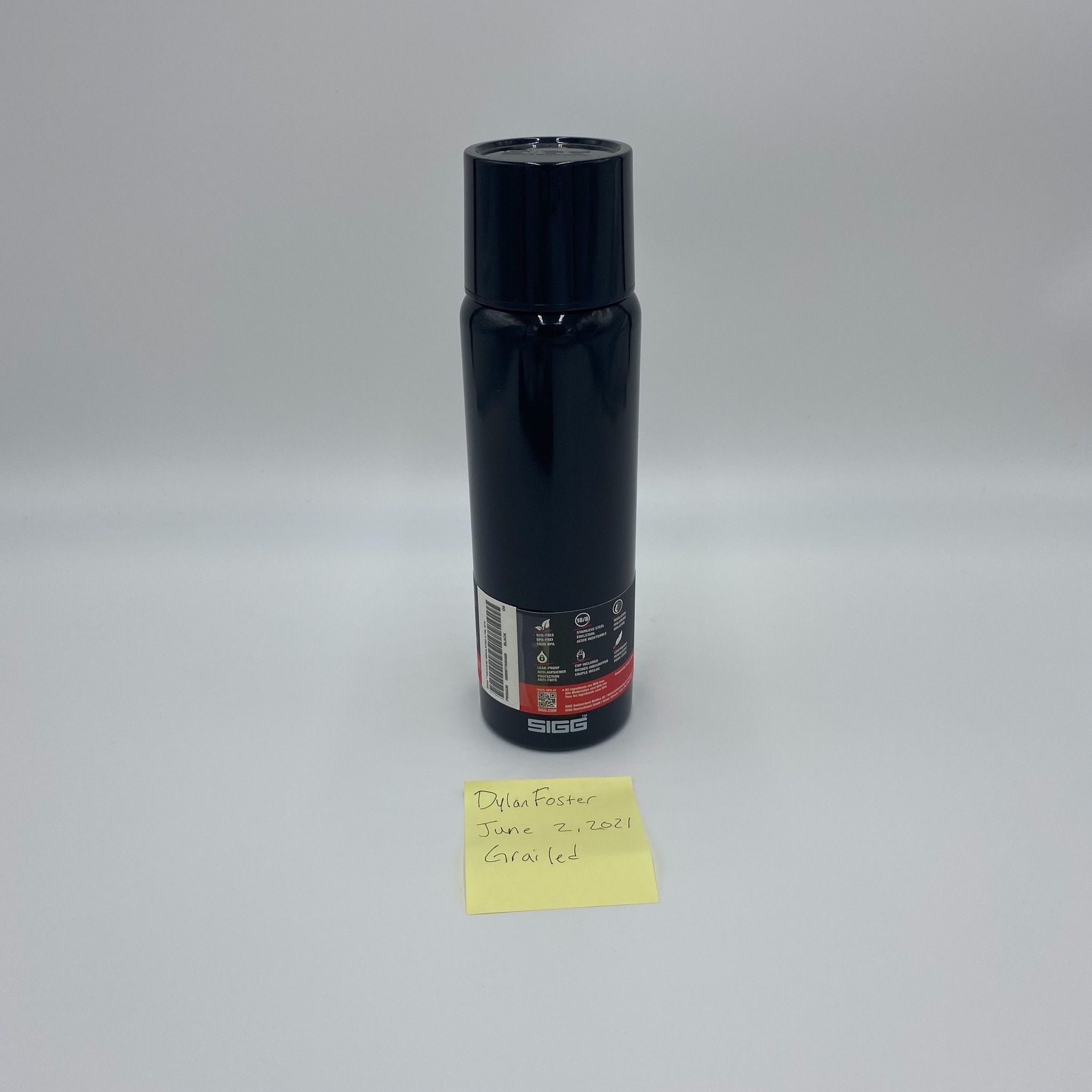 Supreme®/SIGG™ Vacuum Insulated 0.75L Bottle Black Supreme