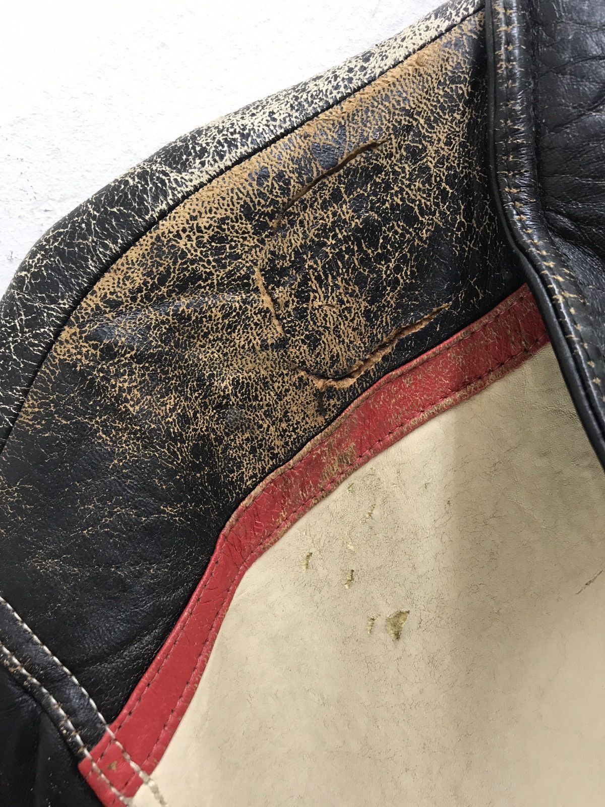 Guess Guess USA Vintage Varsity Leather Jacket Patina Size US M / EU 48-50 / 2 - 12 Thumbnail