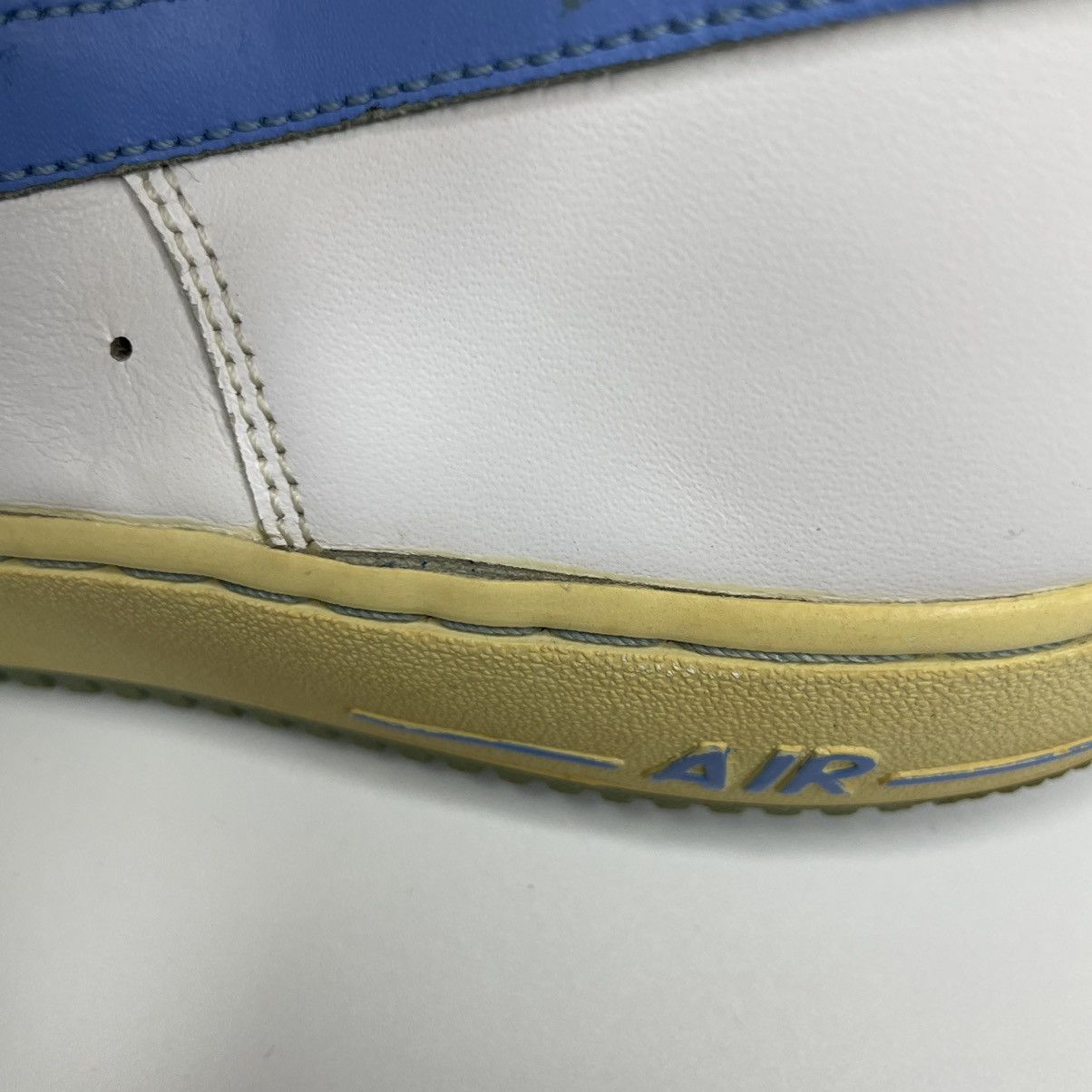 Nike 2009 Nike Air Force 1 07 “University Blue” Size US 13 / EU 46 - 17 Thumbnail