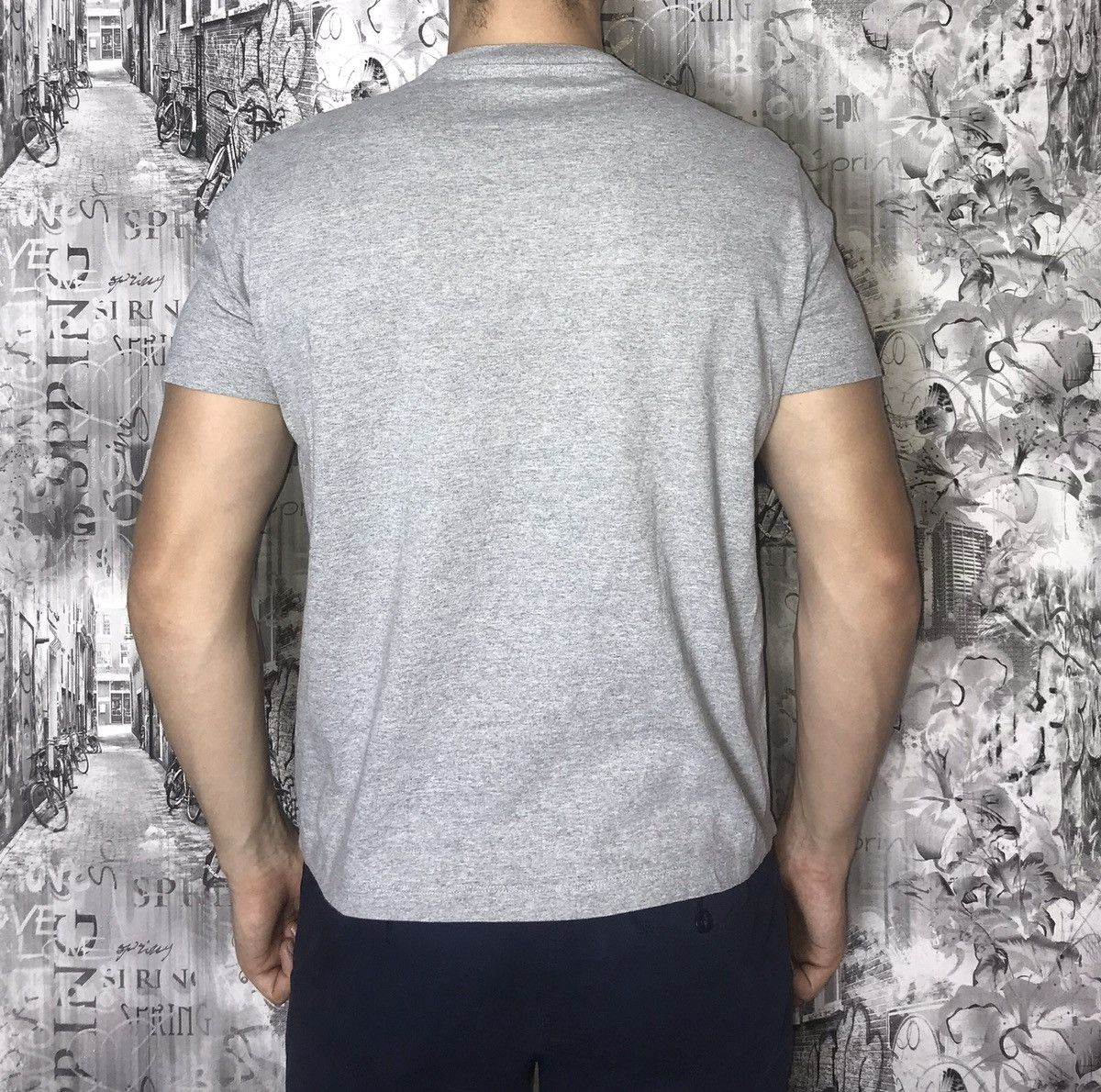 Guess Rare Vintage Guess t-shirt Size US M / EU 48-50 / 2 - 2 Thumbnail