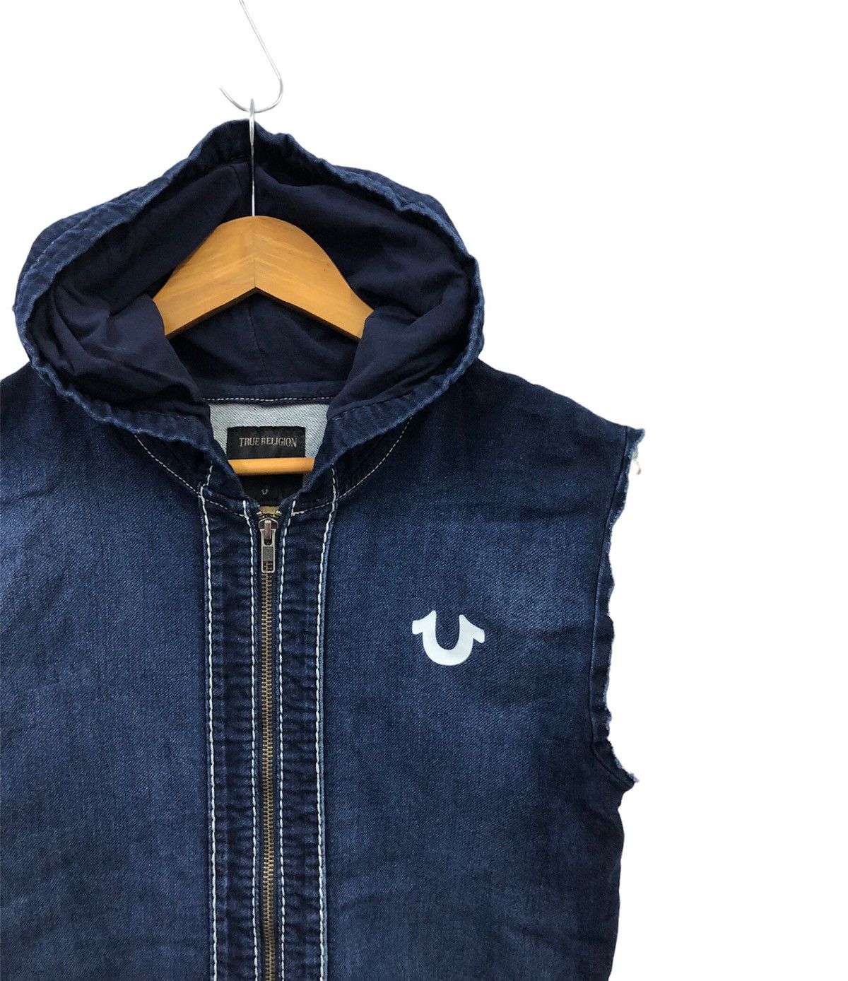 True Religion 00’s TRUE RELIGION sleeveless denim zipper hoodie Size US M / EU 48-50 / 2 - 10 Thumbnail