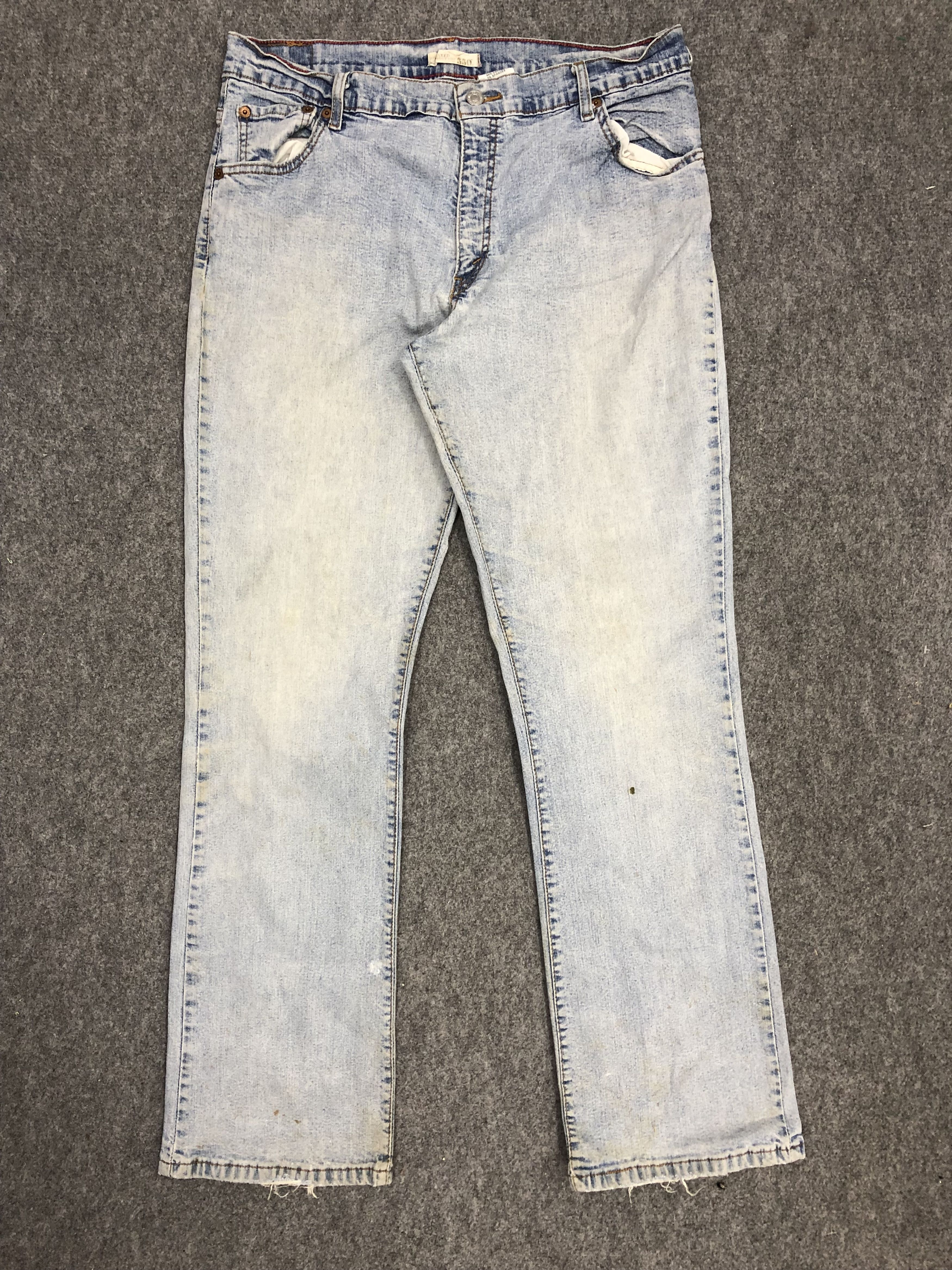 Levi's × Vintage Vintage Levis 550 Light Wash Jeans DP1252 Size US 34 / EU 50 - 1 Thumbnail