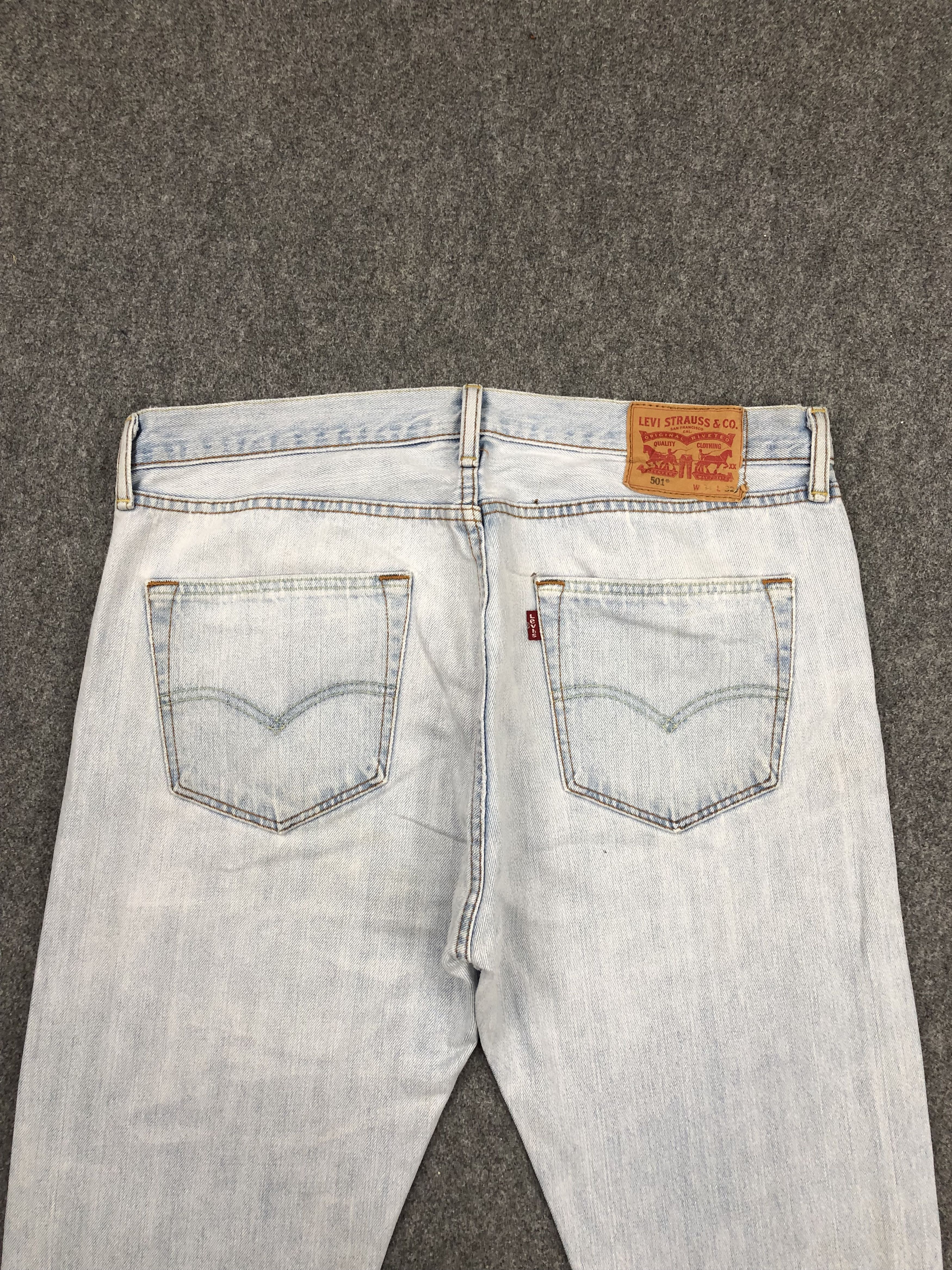 Levi's Vintage Levis 501 Light Wash Jeans DP1559 Size US 34 / EU 50 - 4 Thumbnail