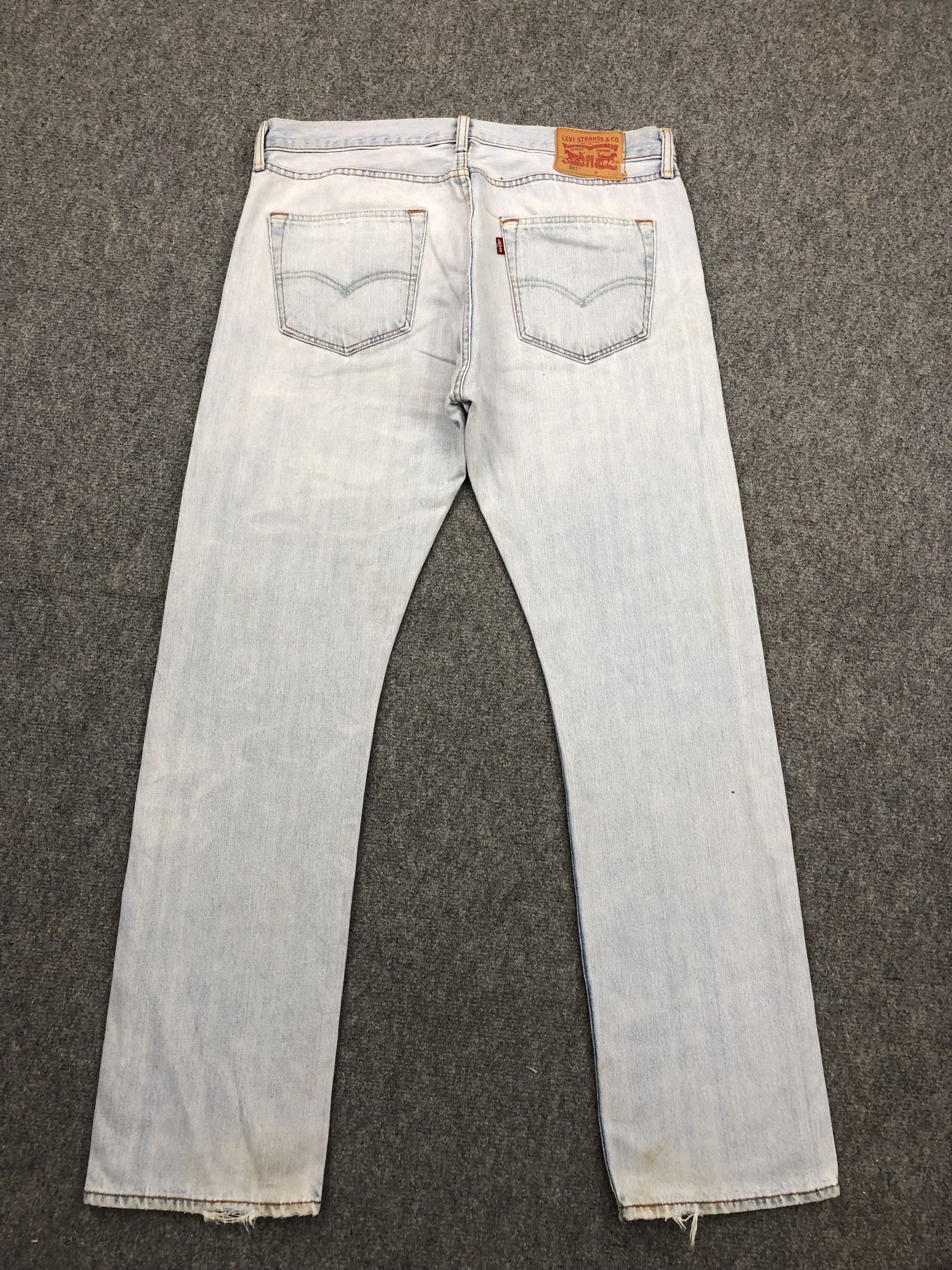 Levi's Vintage Levis 501 Light Wash Jeans DP1559 Size US 34 / EU 50 - 3 Thumbnail