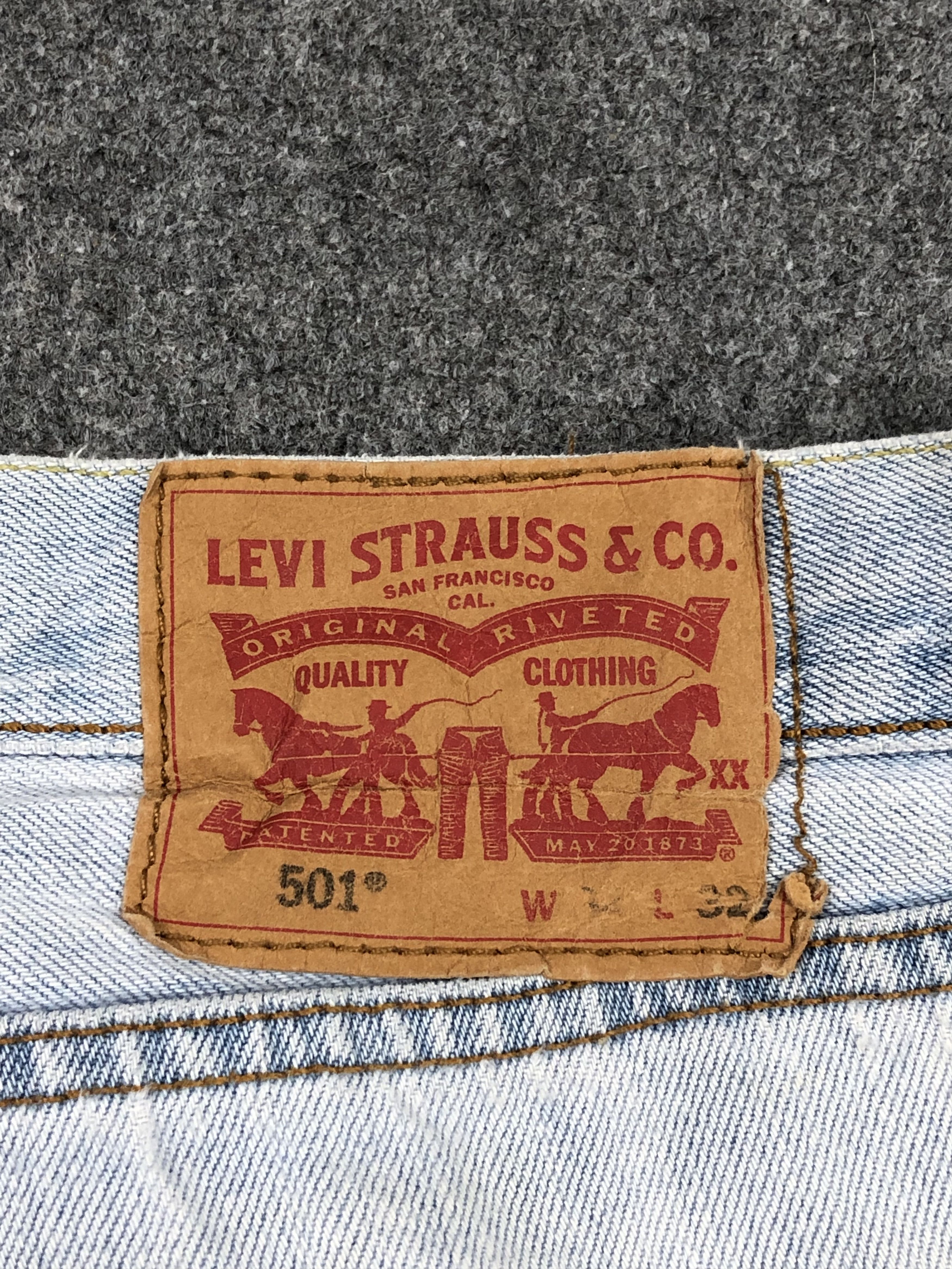 Levi's Vintage Levis 501 Light Wash Jeans DP1559 Size US 34 / EU 50 - 5 Thumbnail