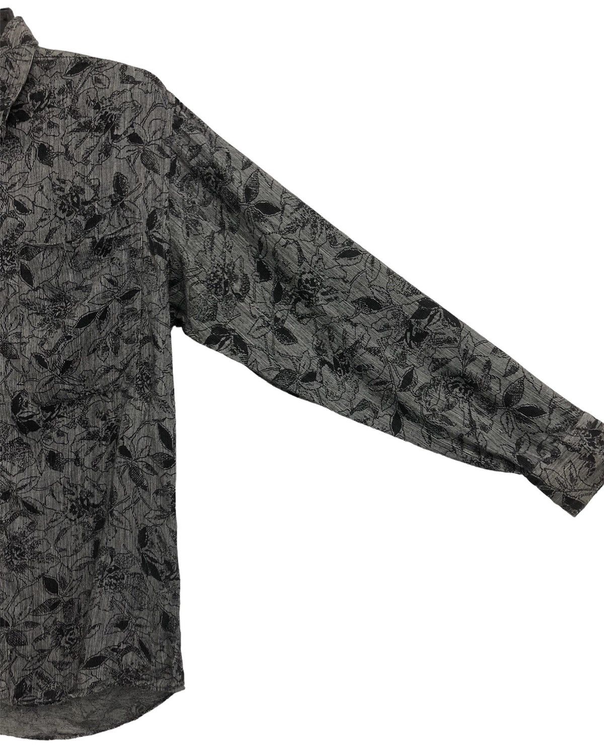 Givenchy GIVENCHY GENTLEMAN PARIS MADE IN ITALY SHIRT BUTTON UP Size US M / EU 48-50 / 2 - 4 Thumbnail