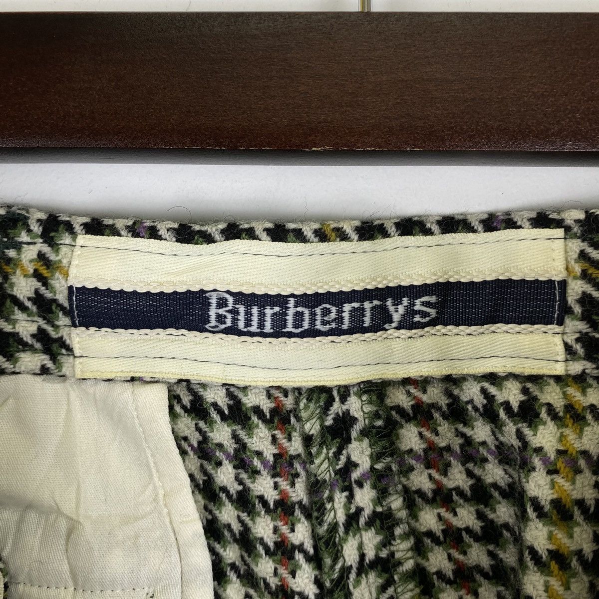 Burberry × Vintage Vintage BURBERRYS Checkered Tartan Wool Casual Pants Size 23" - 9 Thumbnail