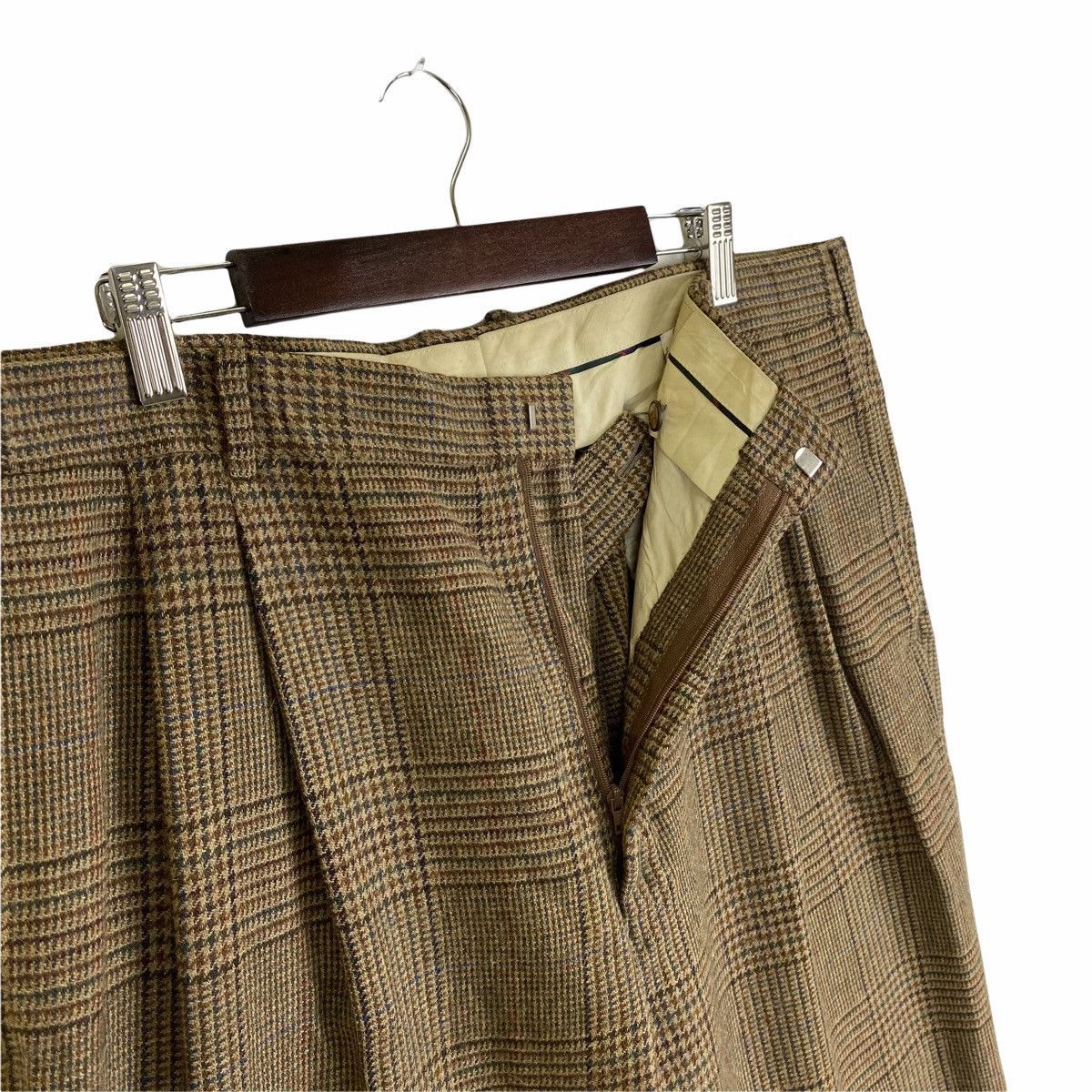 Baracuta × Vintage Vintage BARACUTA England Checkered Nova Check Casual Pants Size US 36 / EU 52 - 8 Thumbnail