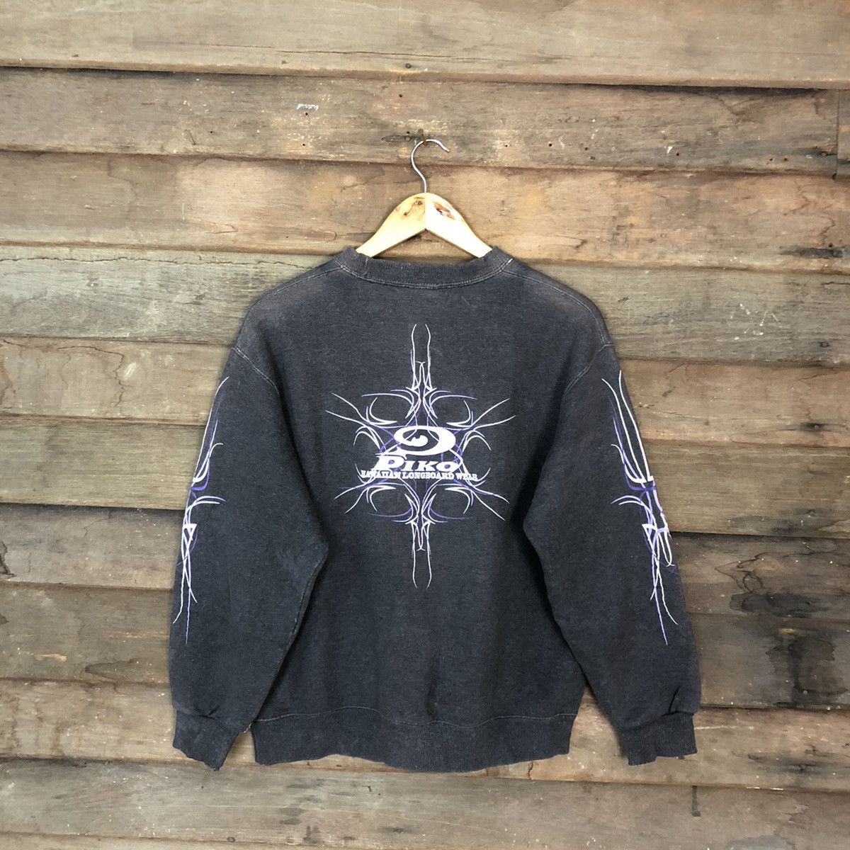 image of Hawaiian Shirt x Straight Faded Piko Hawaii Longboard Wear Faded Surf Sweatshirt 2809Dl in Grey (Si