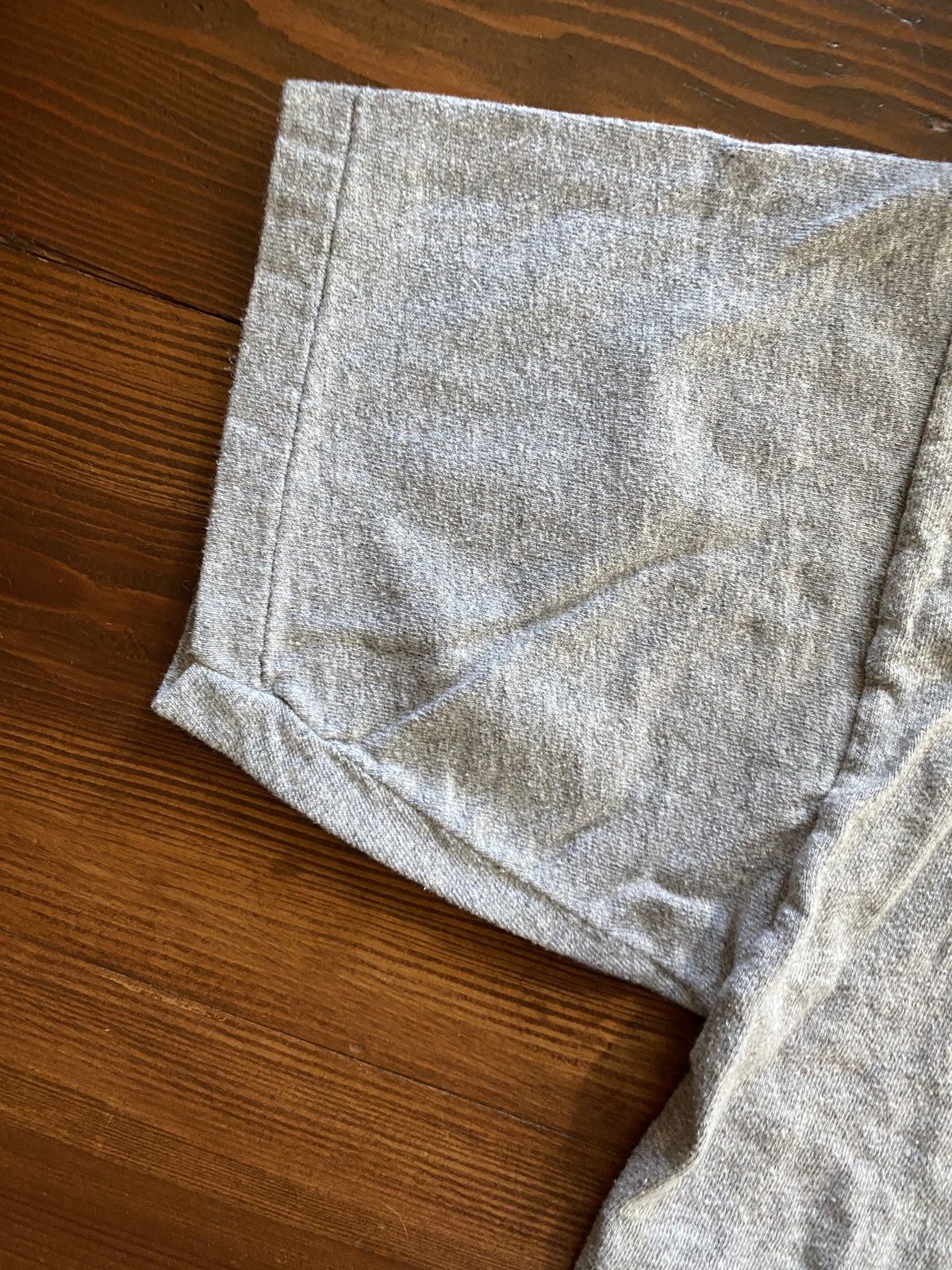 Champion Vintage 80’s Fitness Club Champion Thick Tee Size US L / EU 52-54 / 3 - 8 Thumbnail
