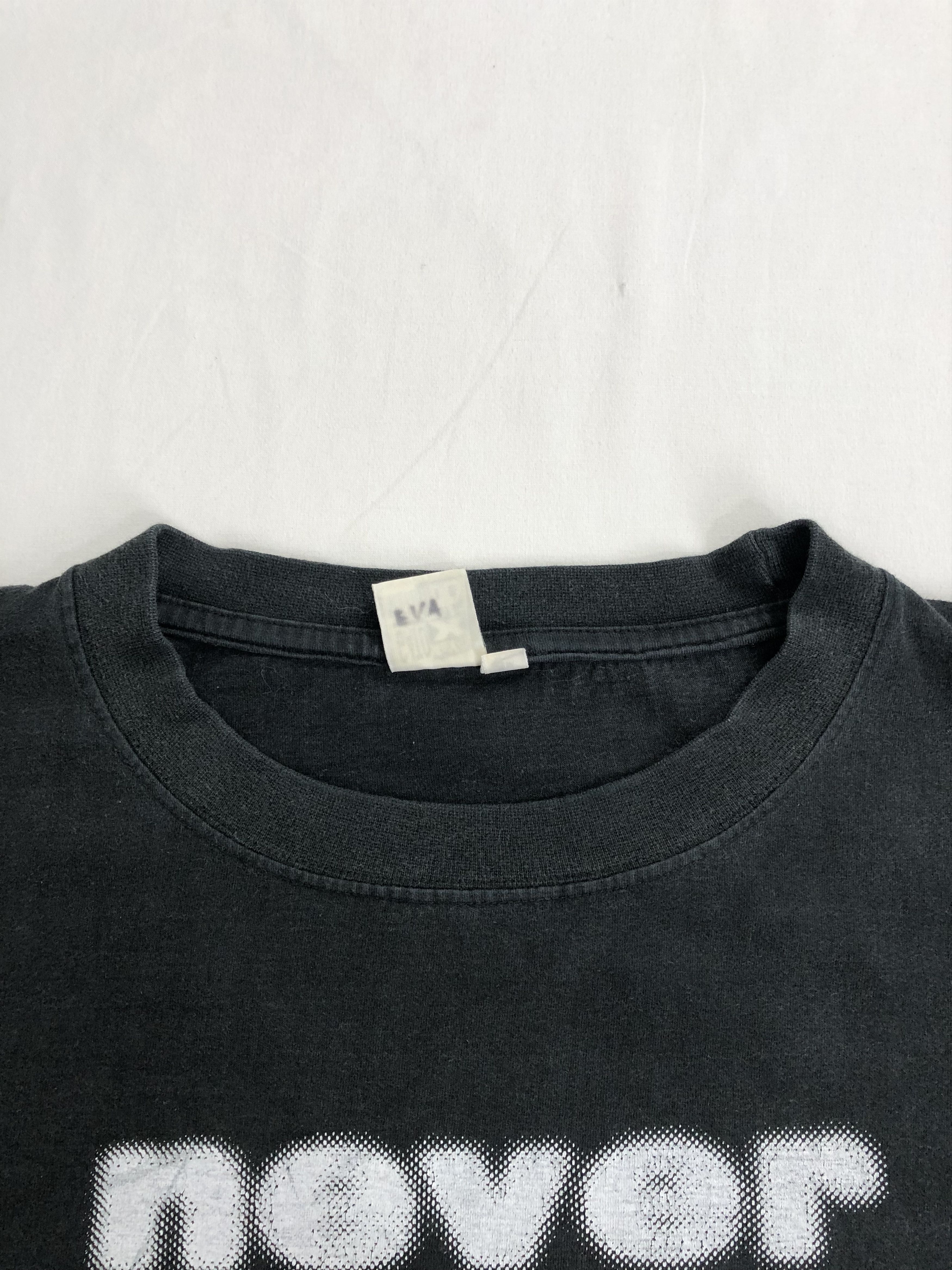 Vintage Vintage 90s Never Trust Your Eyes Gato Negro t-shirt Size US XXL / EU 58 / 5 - 15 Thumbnail