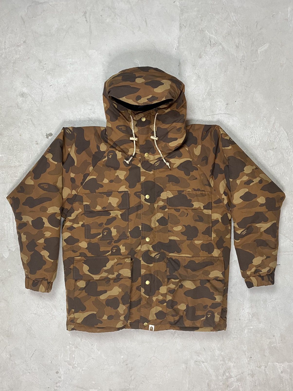 Bape Color Camo Puffer Jacket Size US L / EU 52-54 / 3 - 1 Thumbnail