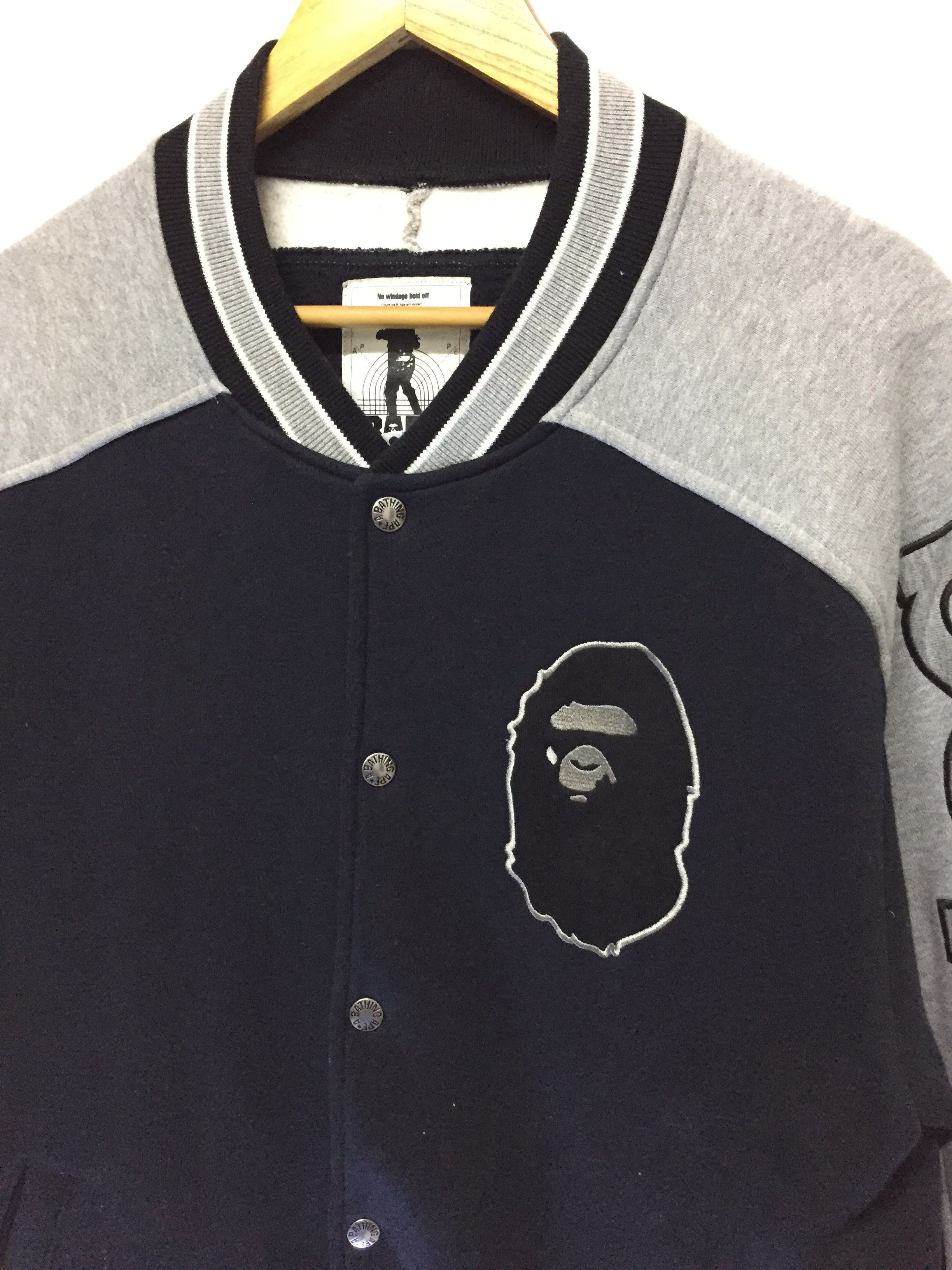 Bape OG 2001 BAPE raglan embroidered logo varsity jacket Size US L / EU 52-54 / 3 - 3 Thumbnail