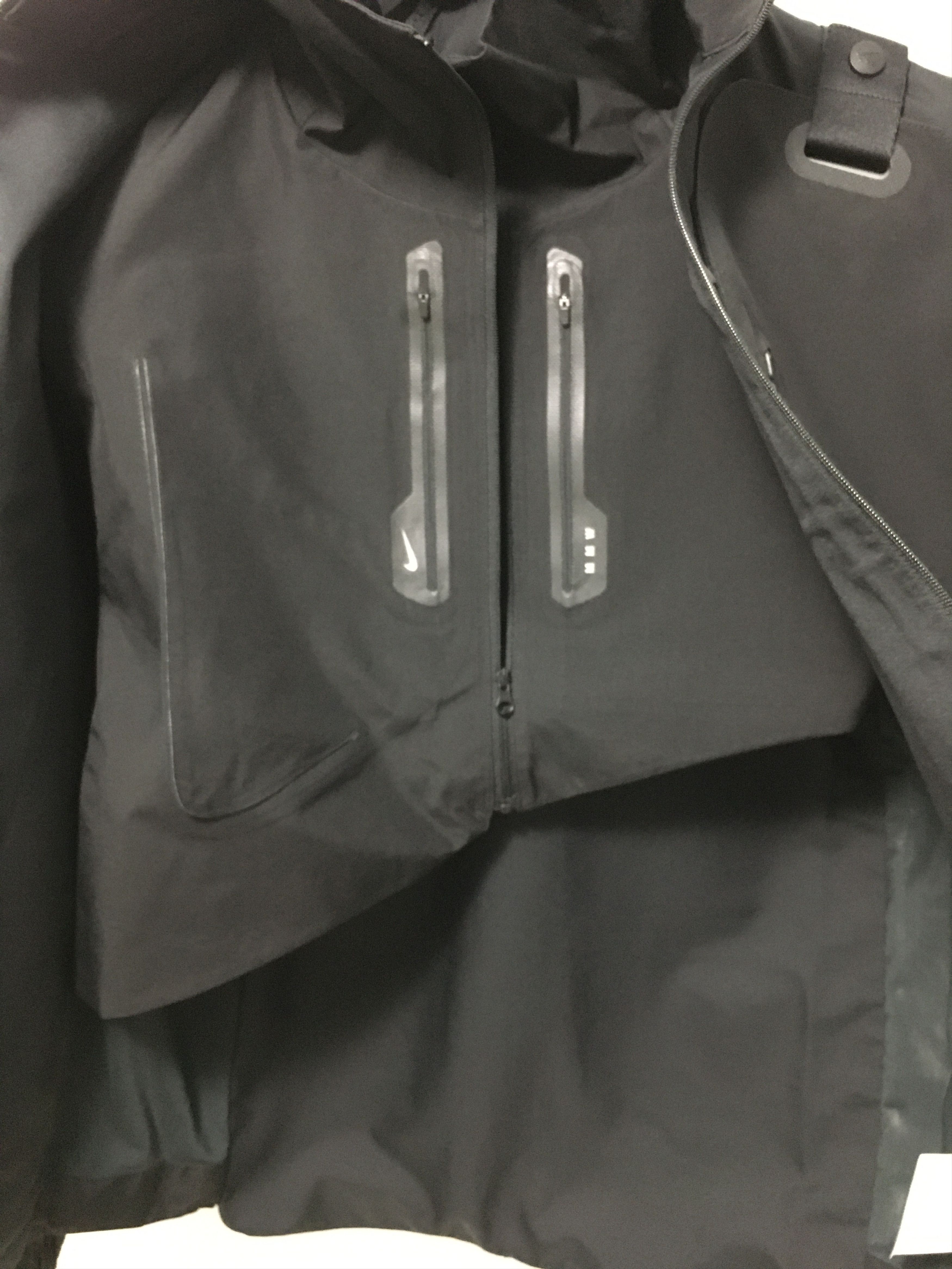 Goretex × MMW × Nike Nike x Matthew Williams Gore-Tex Convertible Vest-Jacket Size US M / EU 48-50 / 2 - 11 Thumbnail