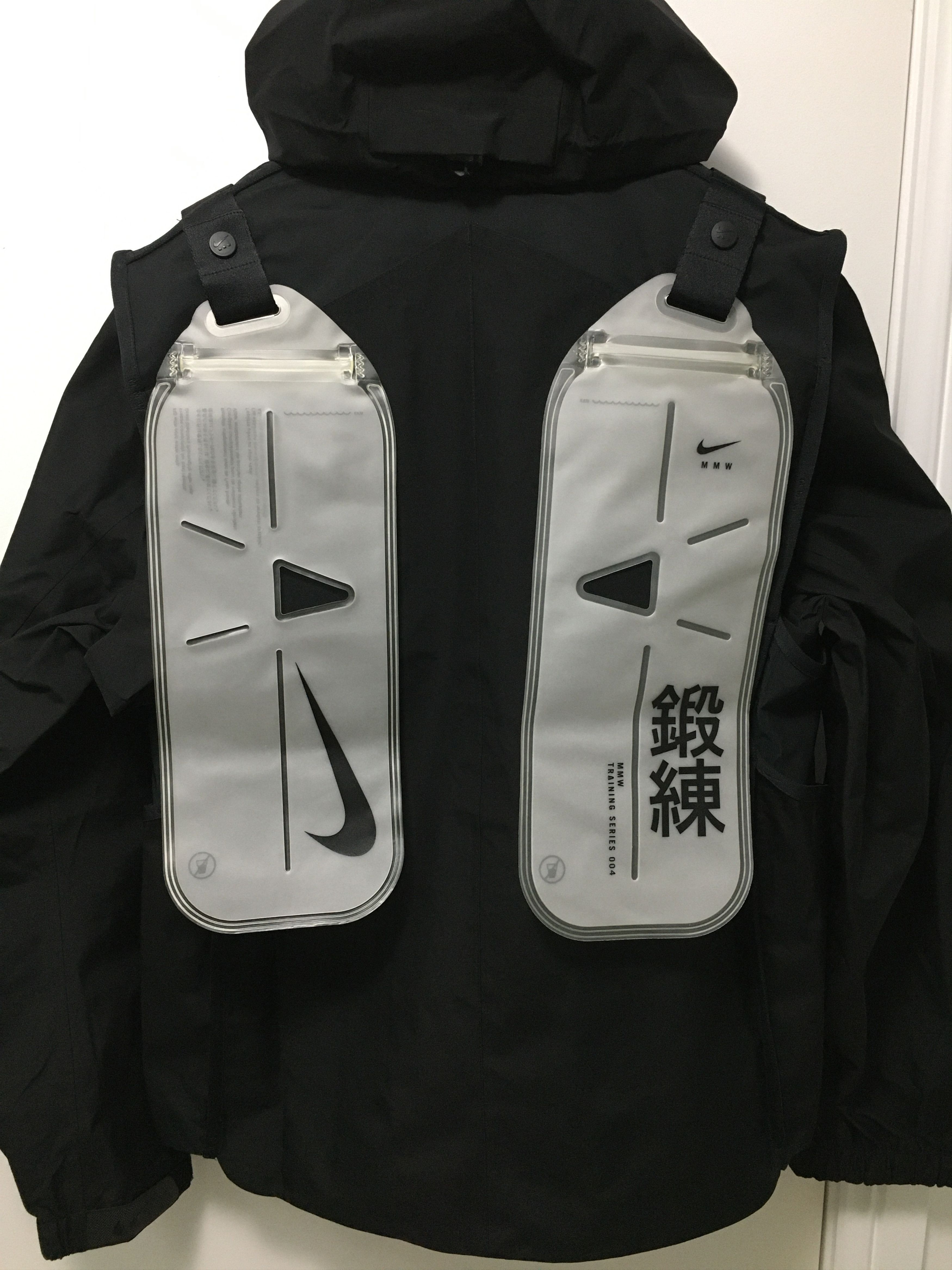 Goretex × MMW × Nike Nike x Matthew Williams Gore-Tex Convertible Vest-Jacket Size US M / EU 48-50 / 2 - 10 Thumbnail