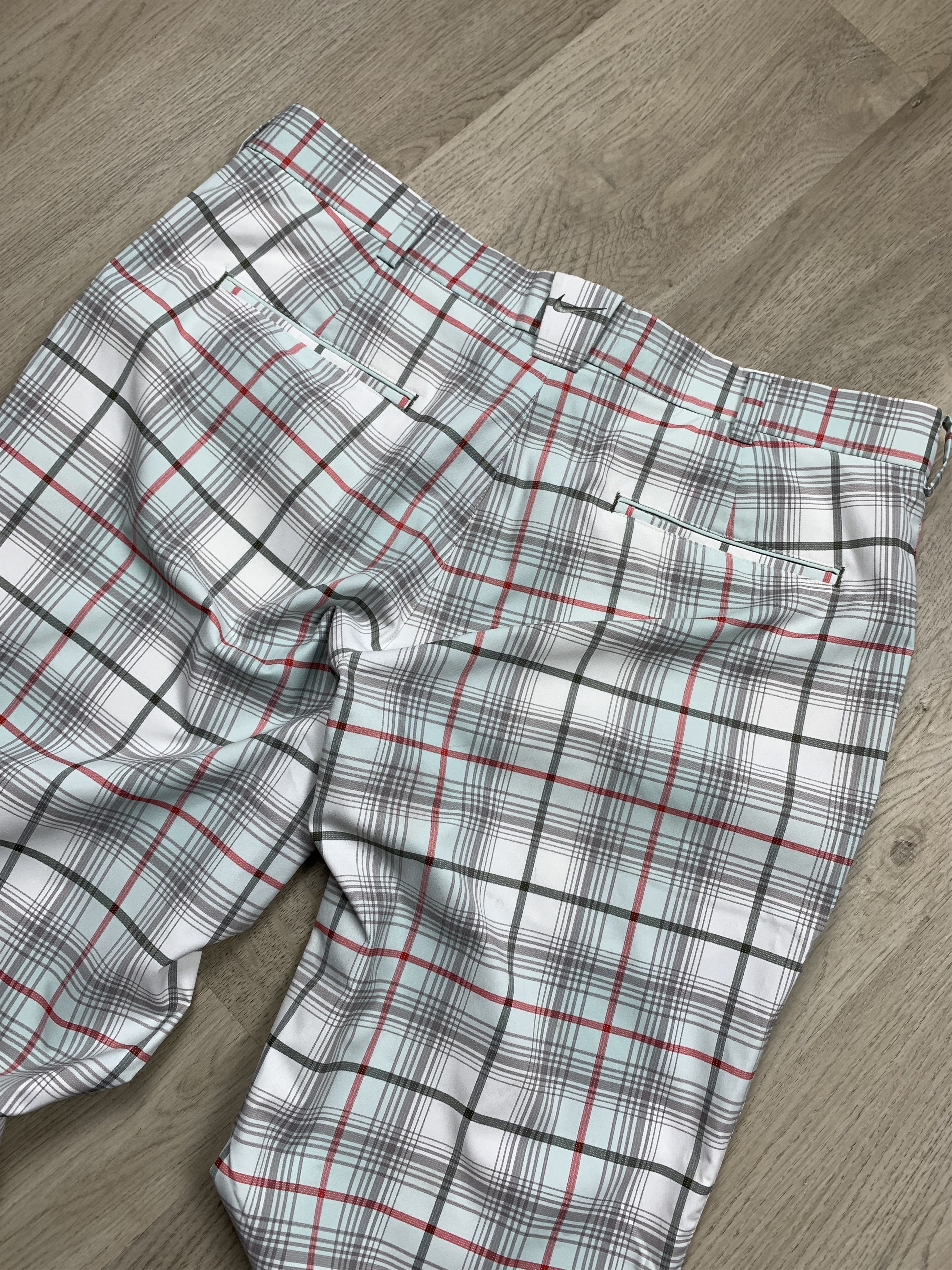 Japanese Brand × Nike × Vintage Nike Golf Pants Size 36x30 Drill Size US 36 / EU 52 - 2 Thumbnail
