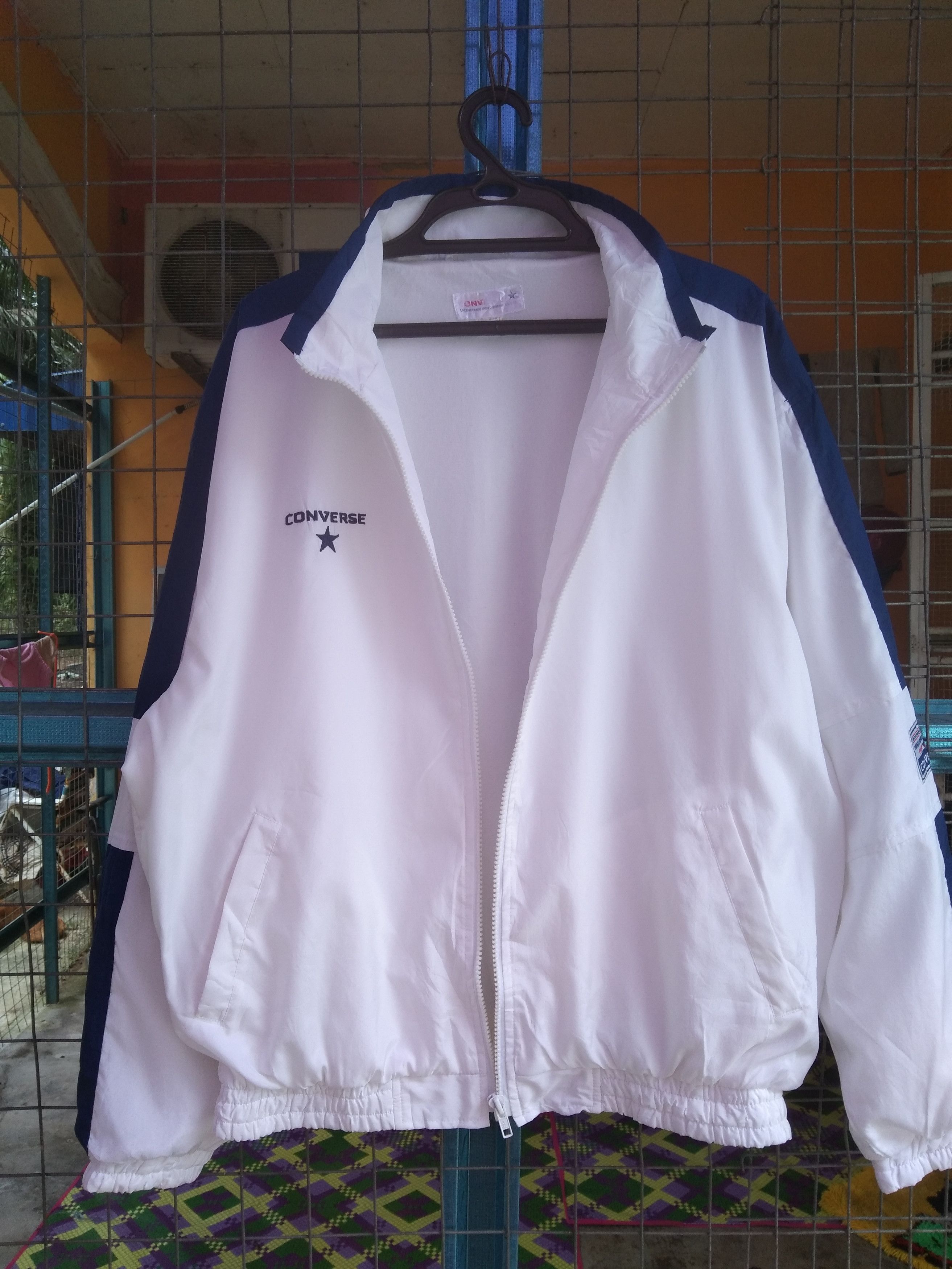 Converse VINTAGE CONVERSE LIGHTLAYERS JACKET Size US L / EU 52-54 / 3 - 4 Thumbnail