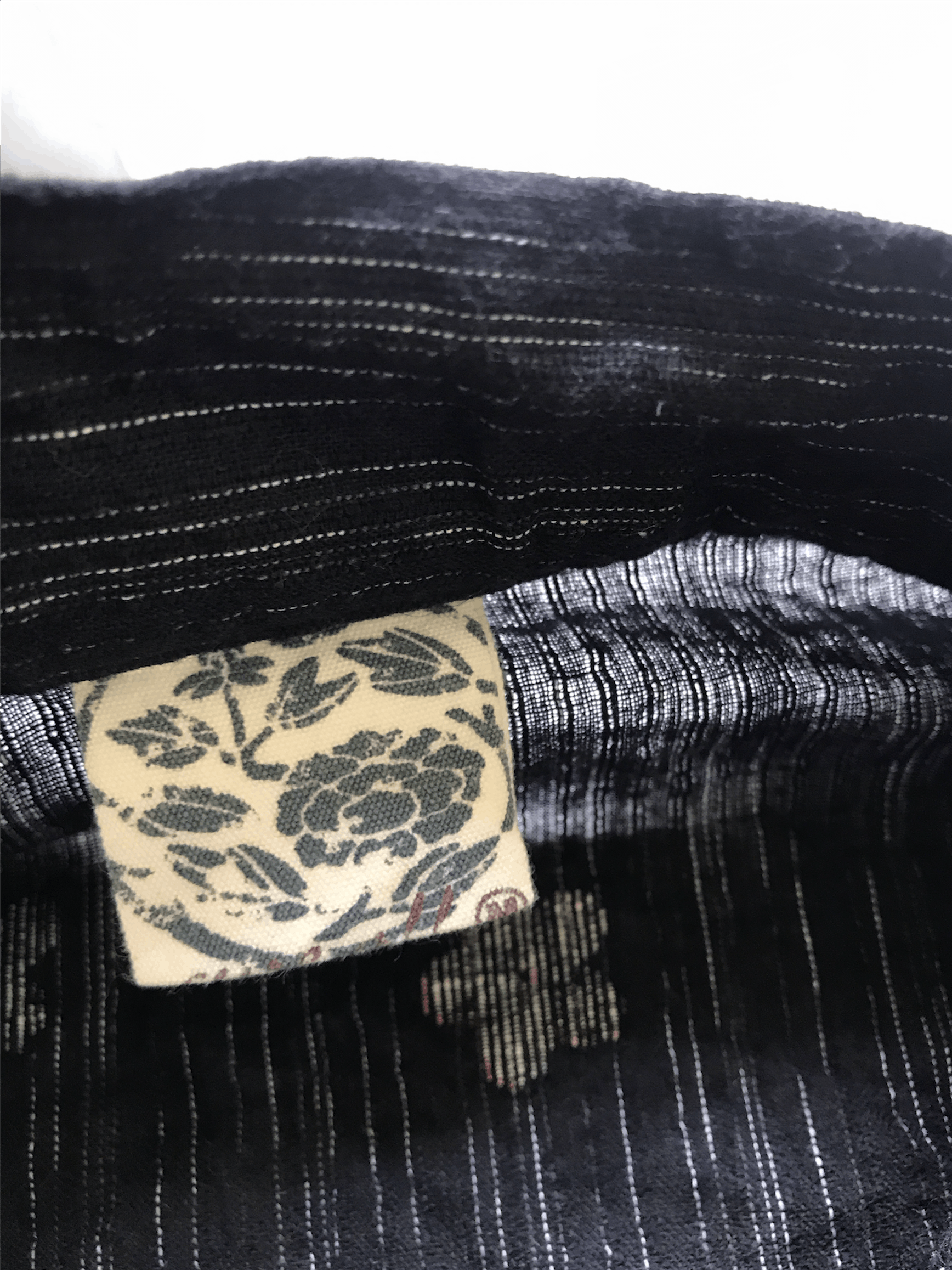 Japanese Brand Japanese Traditional Kimono Floral Fish Koi Size US M / EU 48-50 / 2 - 5 Thumbnail
