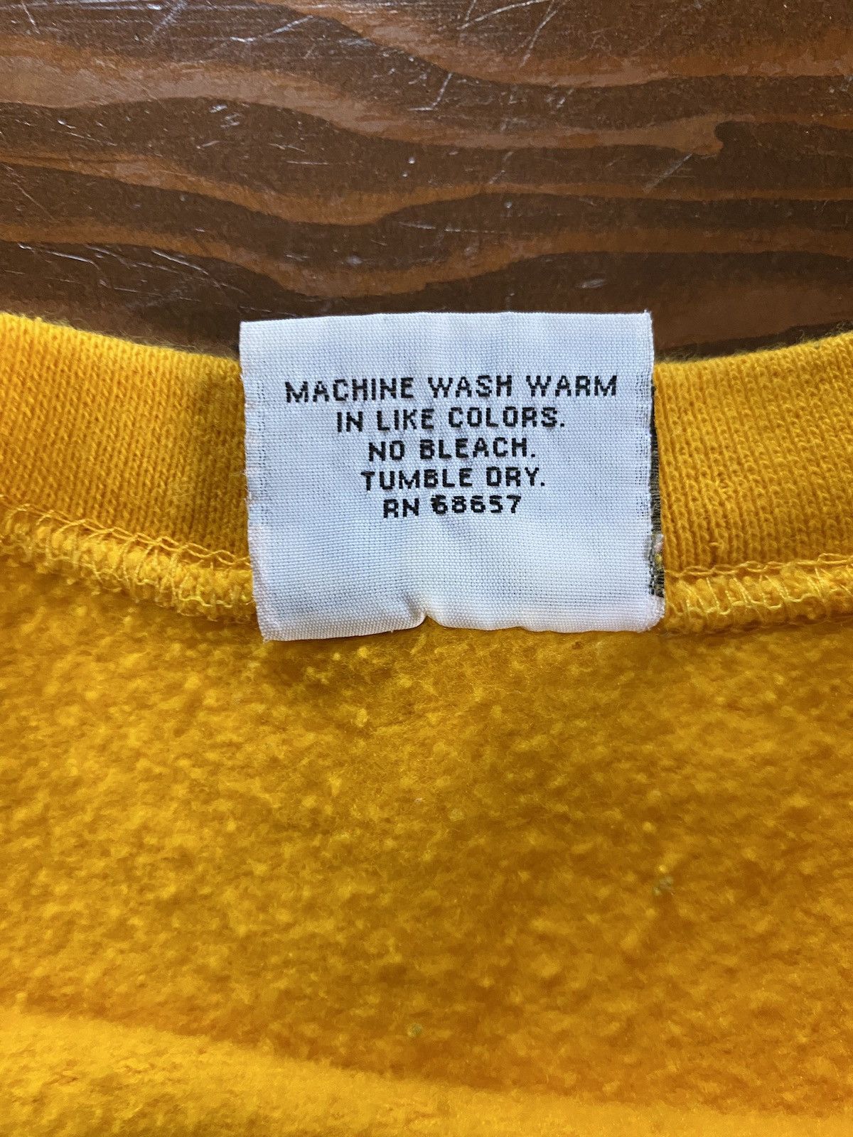 NCAA Vintage Early 90’s Iowa Football Crewneck Sweatshirt Size US M / EU 48-50 / 2 - 5 Thumbnail