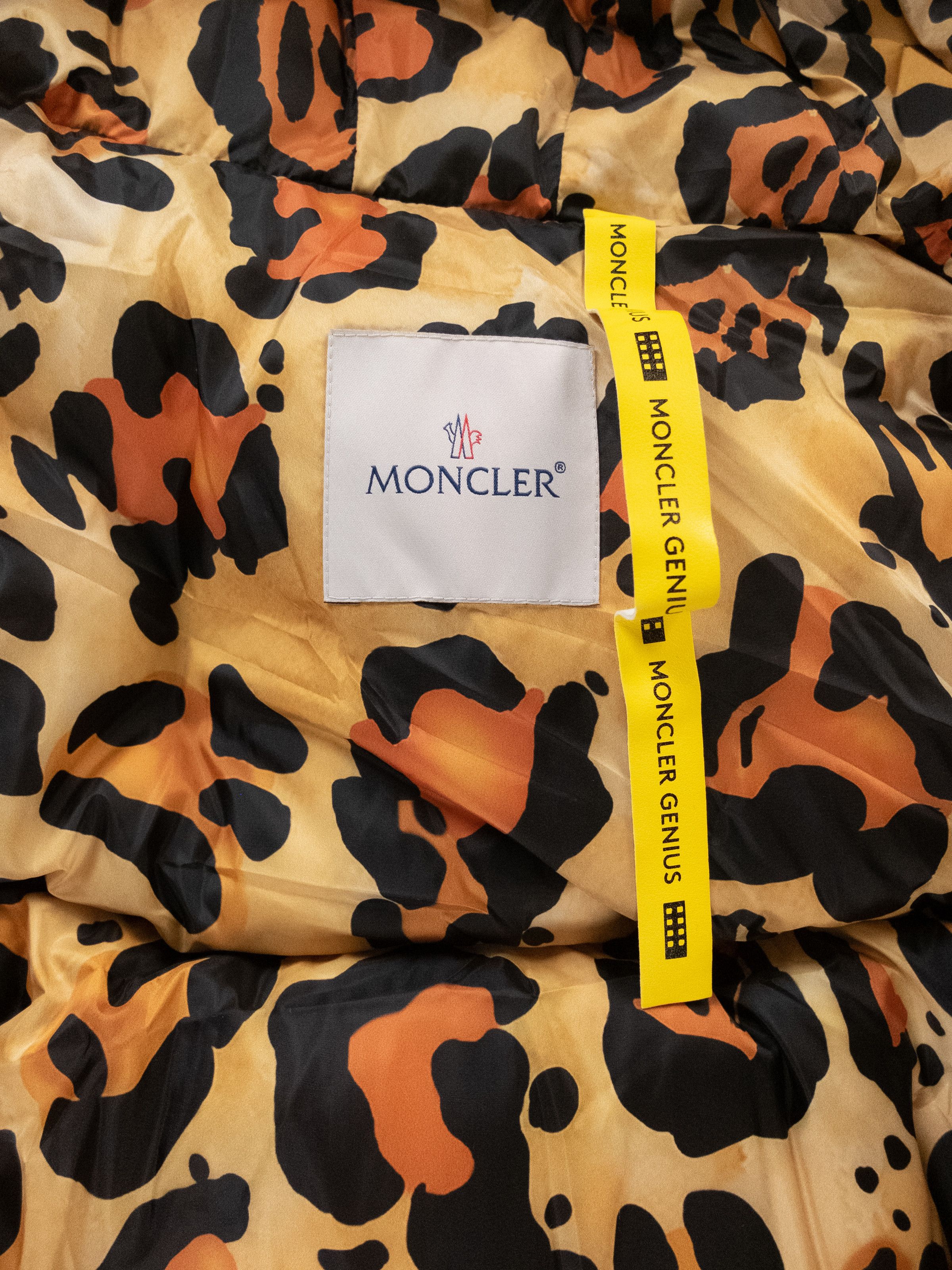 Moncler MONCLER Genius x Richard Quinn Mary floral down puffer coat Size M / US 6-8 / IT 42-44 - 11 Thumbnail