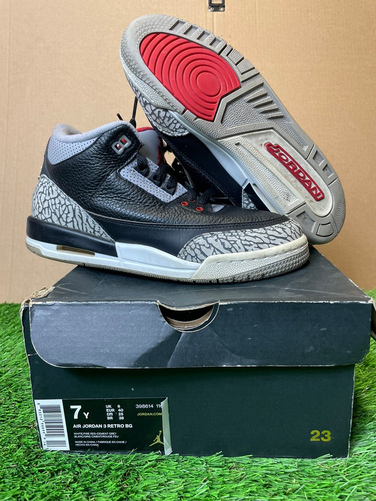 Pre-owned Jordan Brand 3 Black Cement Size 7 Used Shoes