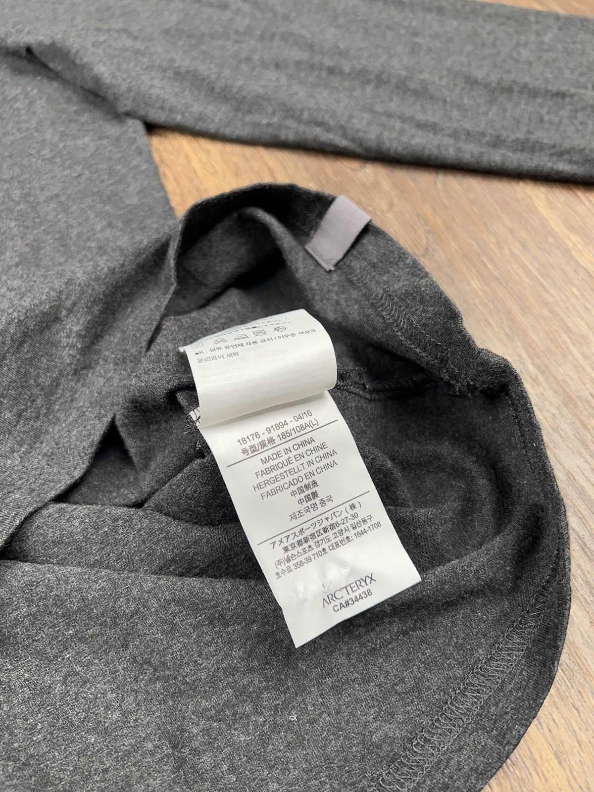 Arc'teryx Arcteryx Big Logo Long sleeve Tee Size US M / EU 48-50 / 2 - 12 Thumbnail